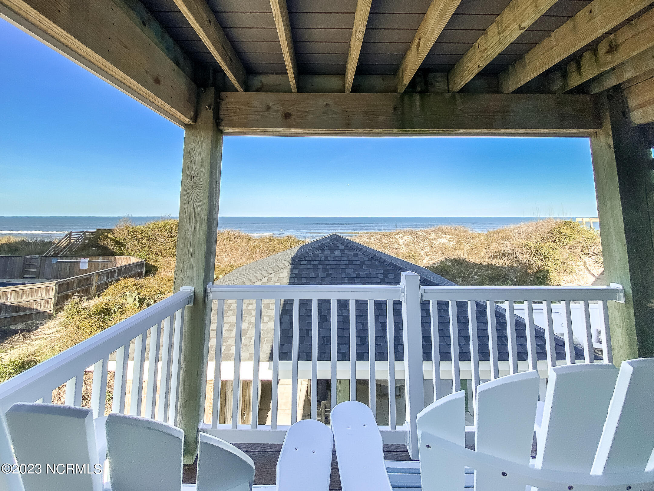 1001 Lighthouse Drive