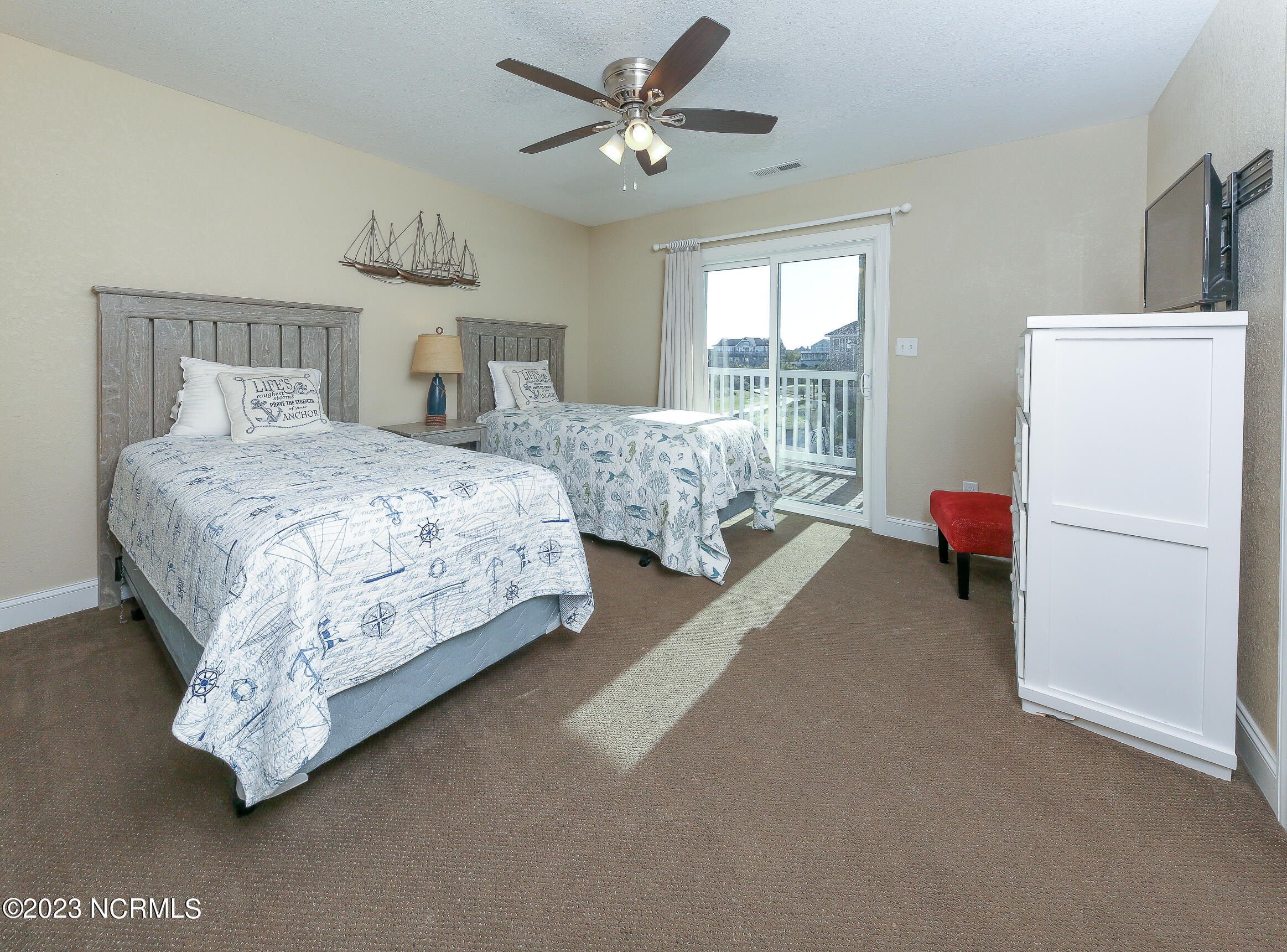 1001 Lighthouse Drive