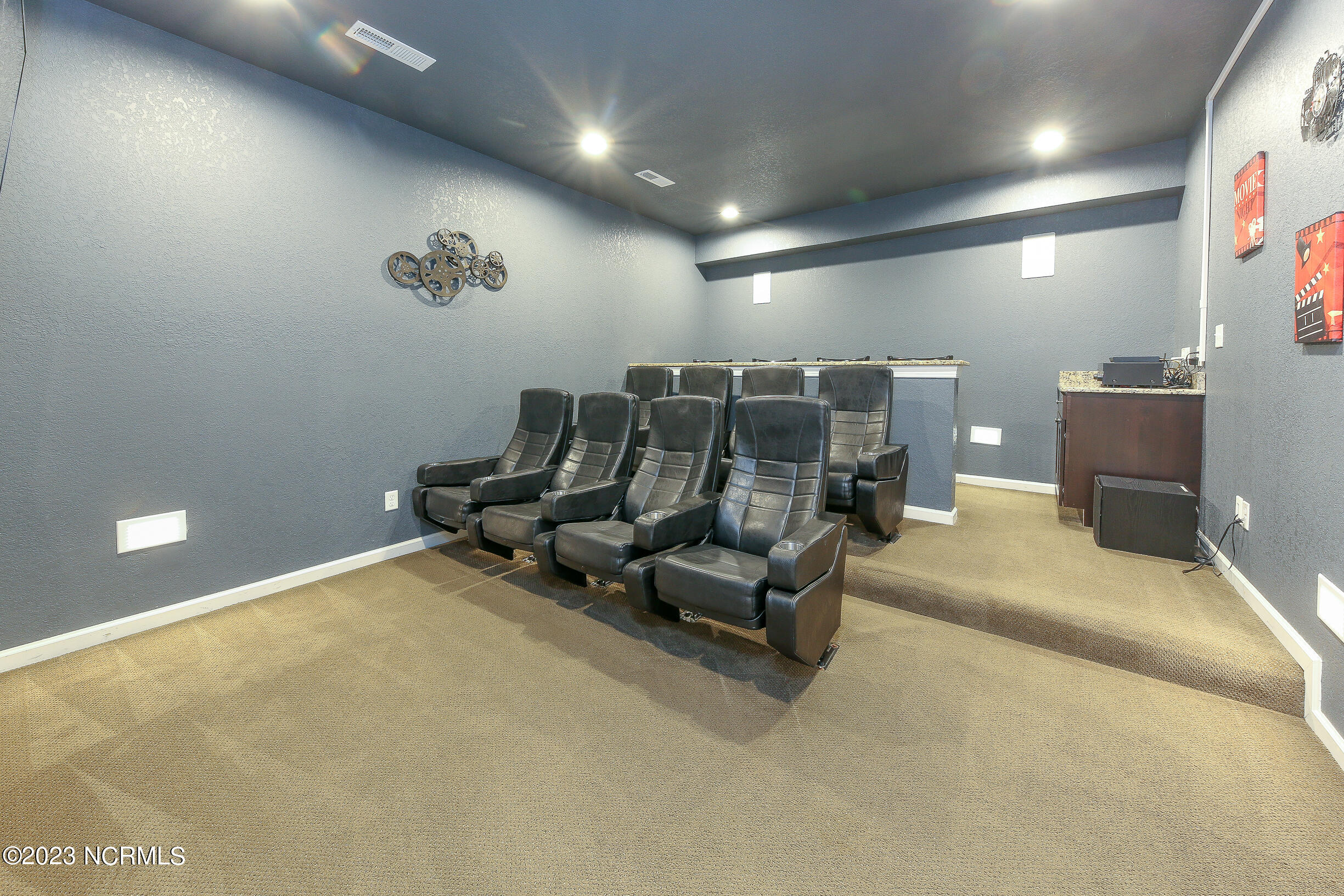 1001 Lighthouse Drive