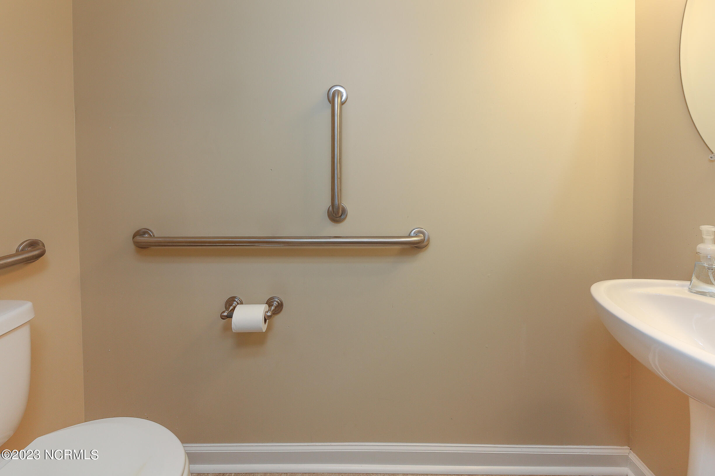 1001 Lighthouse Drive