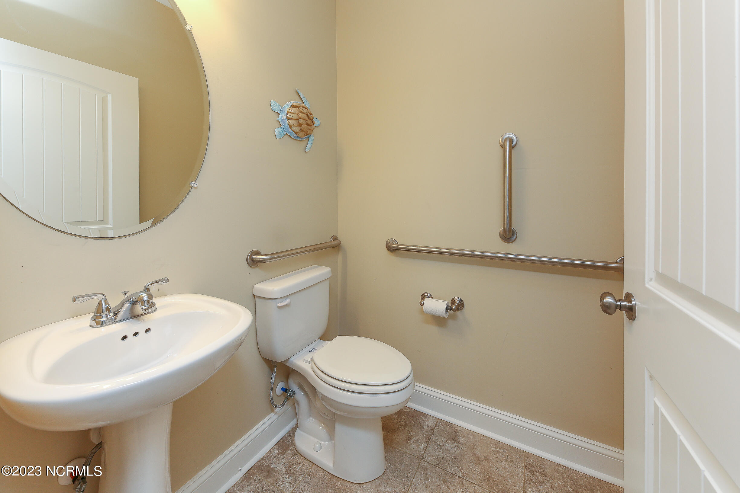 1001 Lighthouse Drive