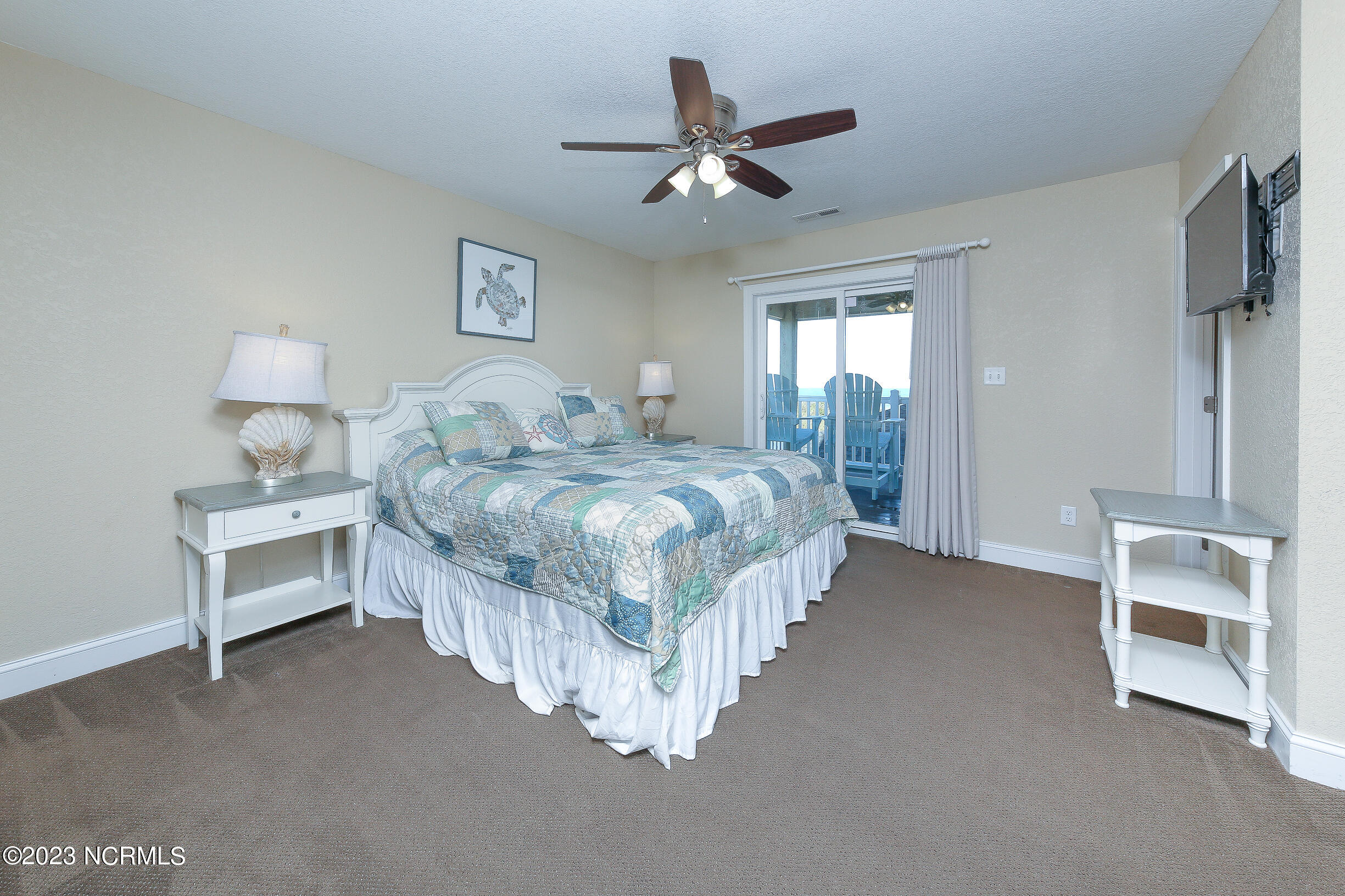 1001 Lighthouse Drive