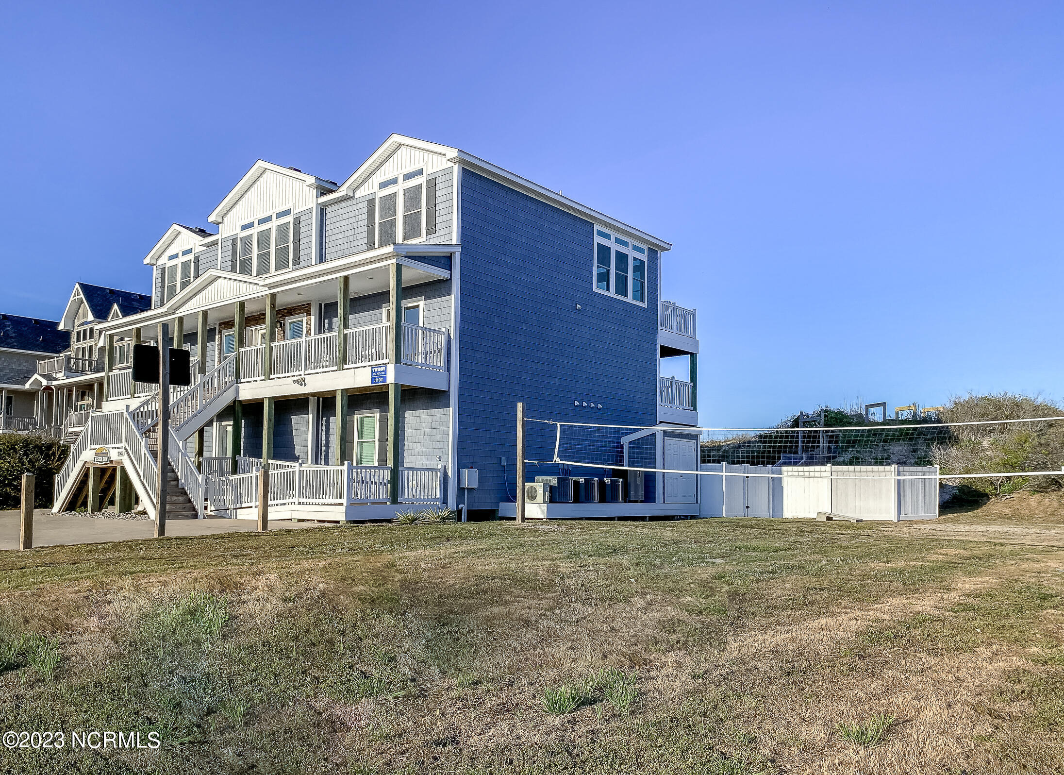 1001 Lighthouse Drive