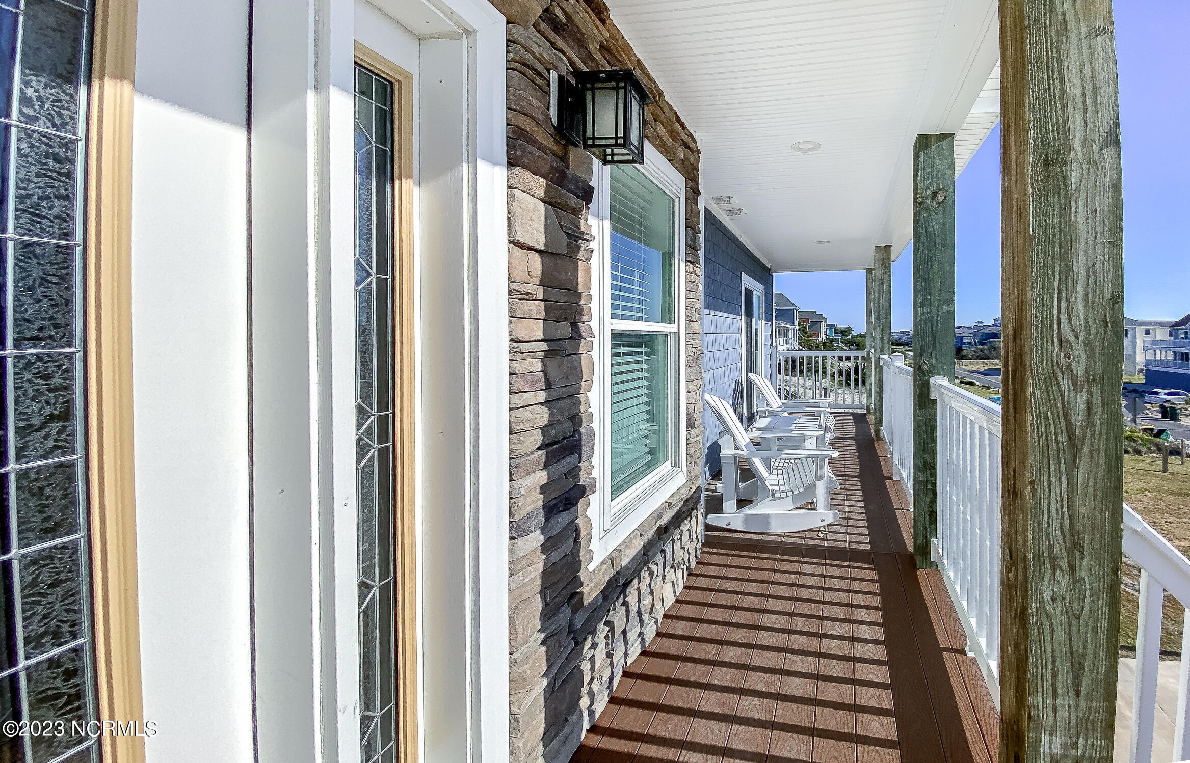 1001 Lighthouse Drive