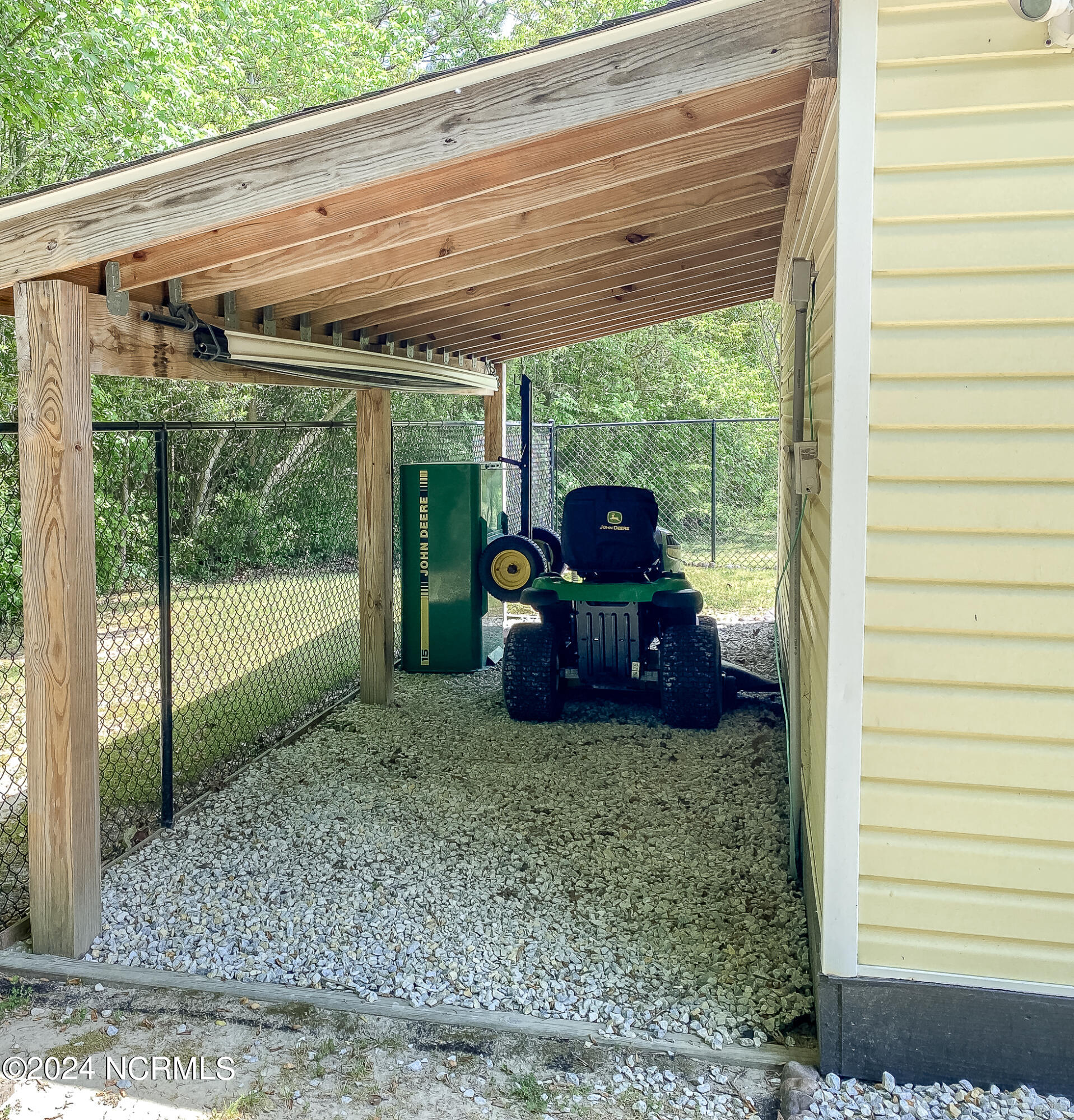 108 Chickadee Street