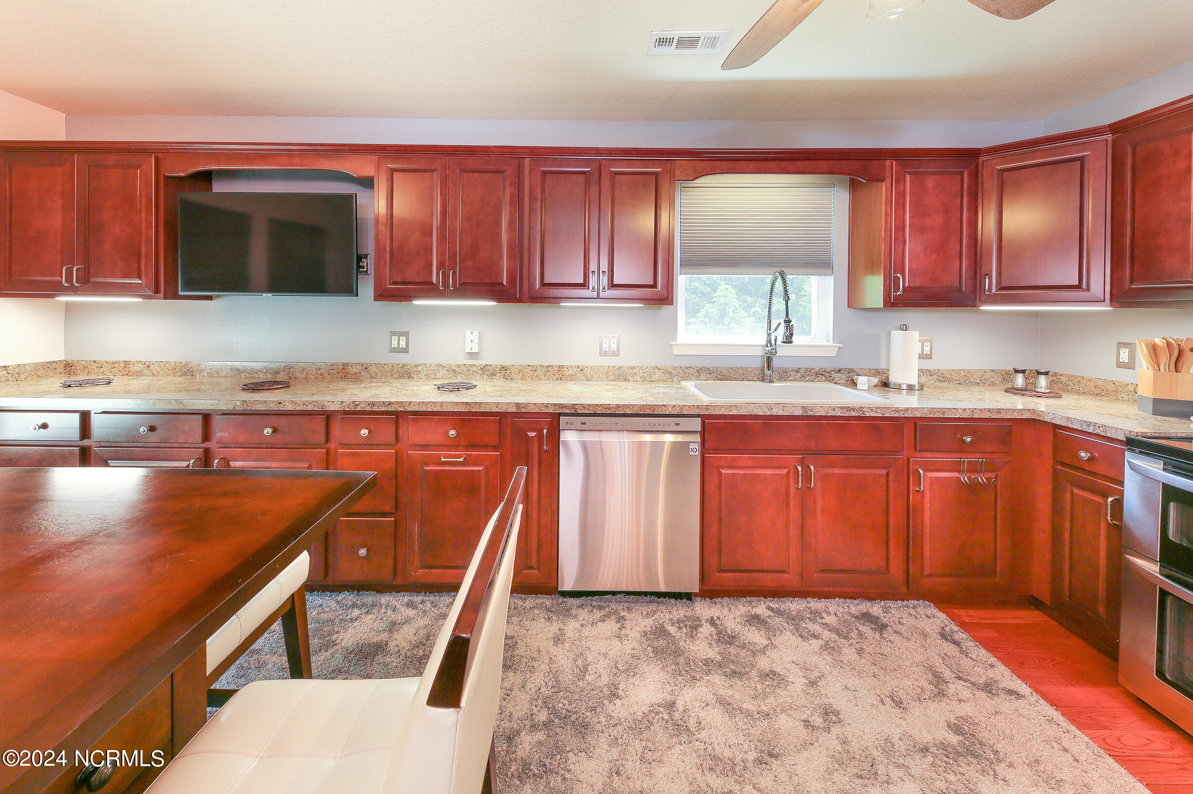 108 Chickadee Street