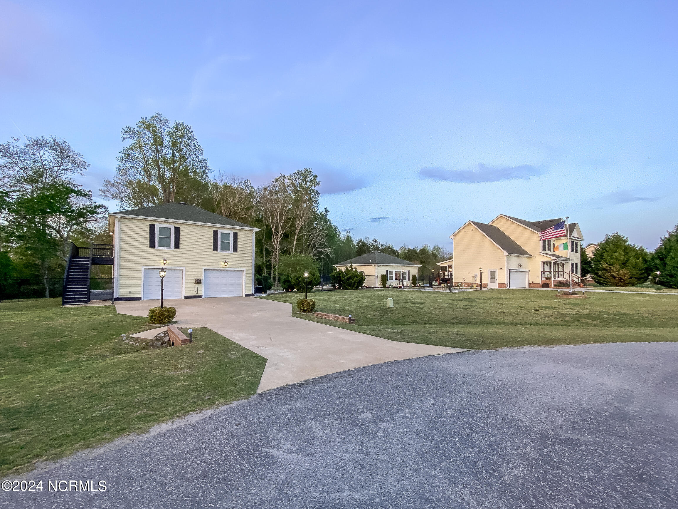 108 Chickadee Street