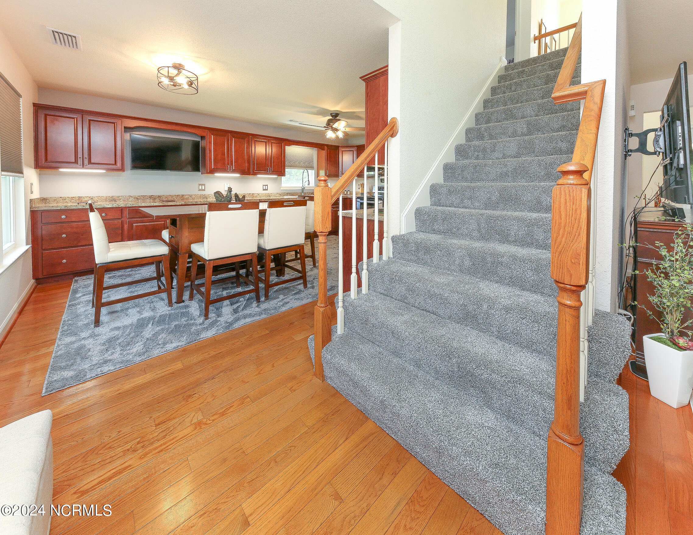 108 Chickadee Street