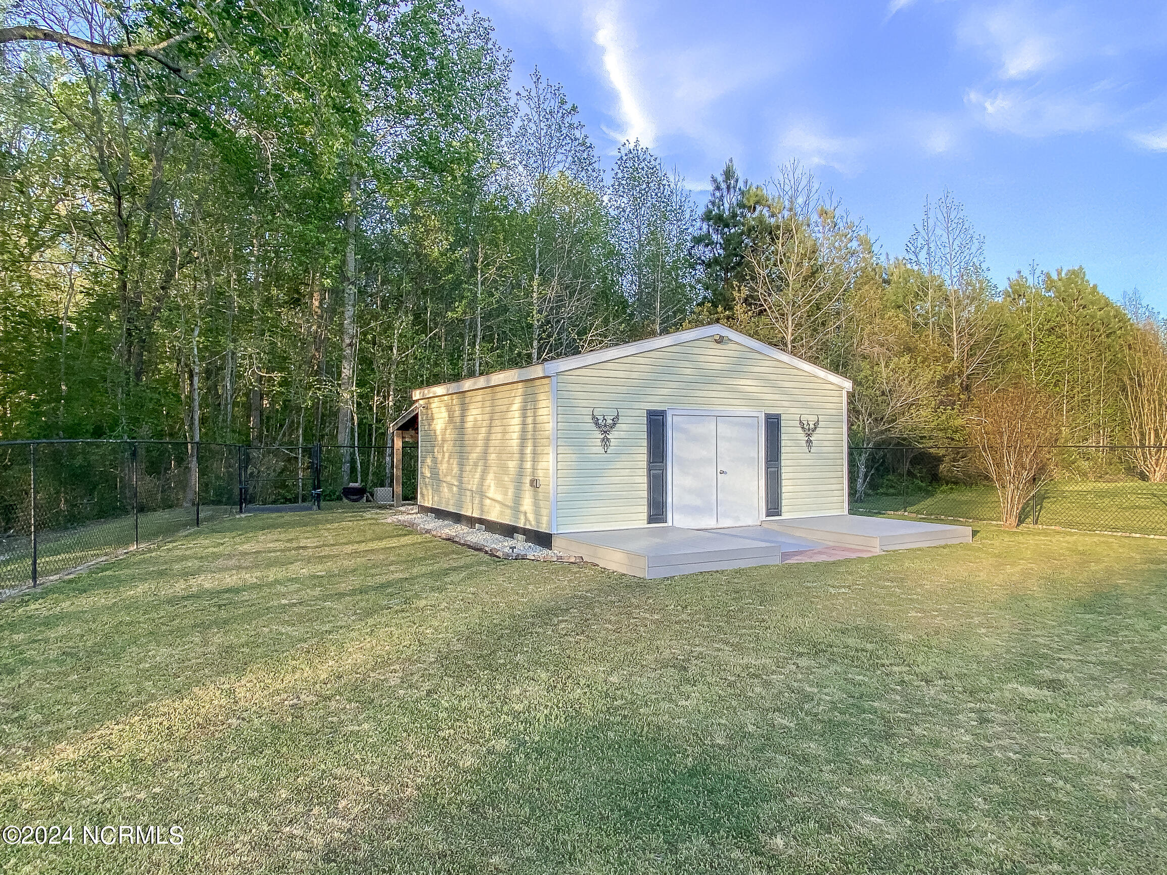 108 Chickadee Street