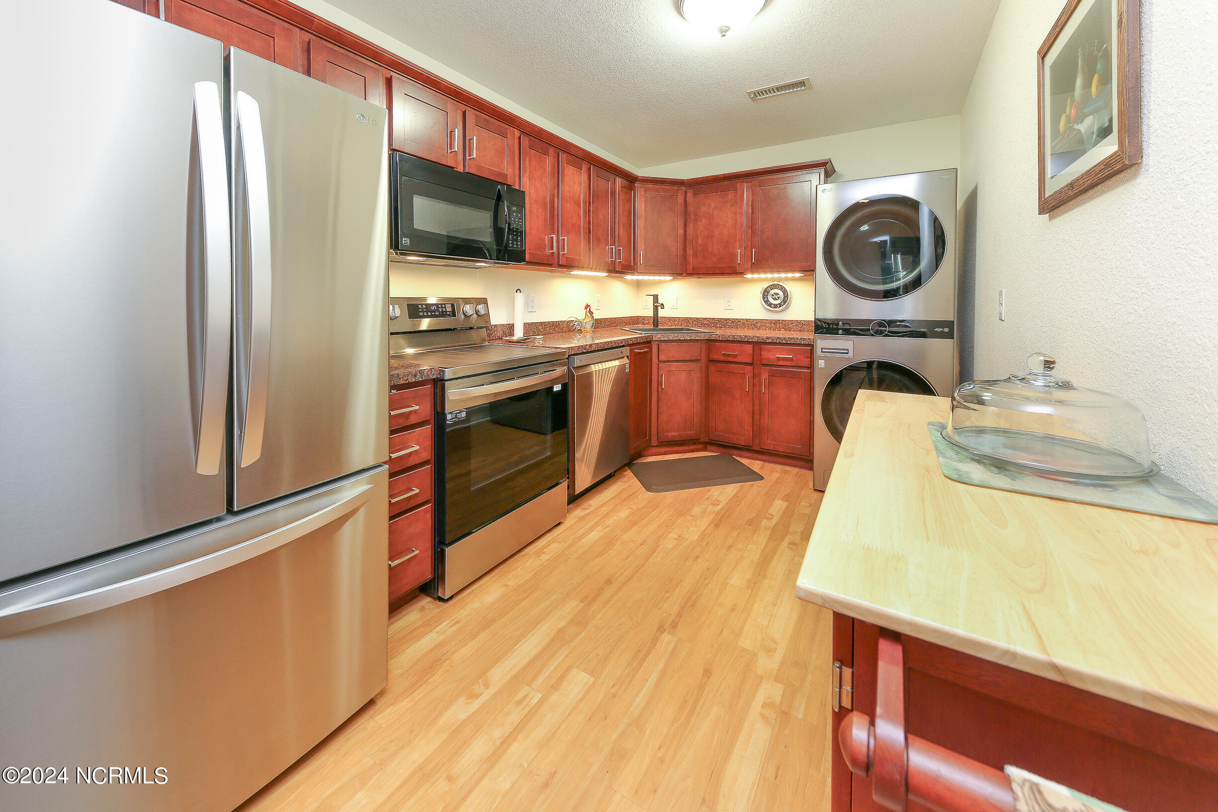 108 Chickadee Street