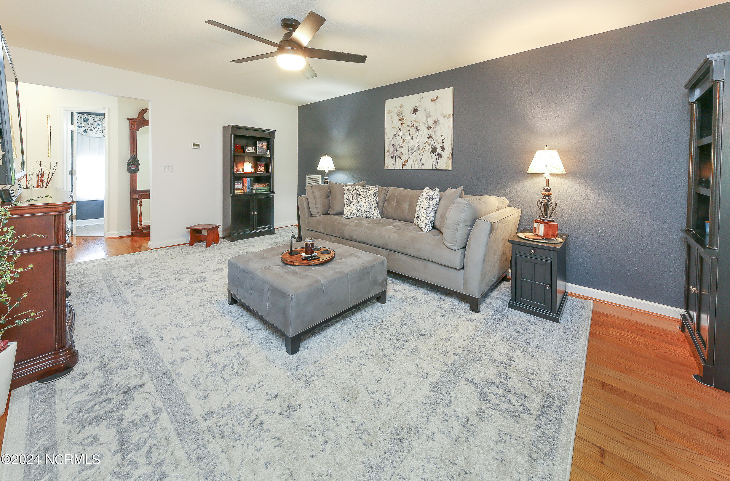 108 Chickadee Street