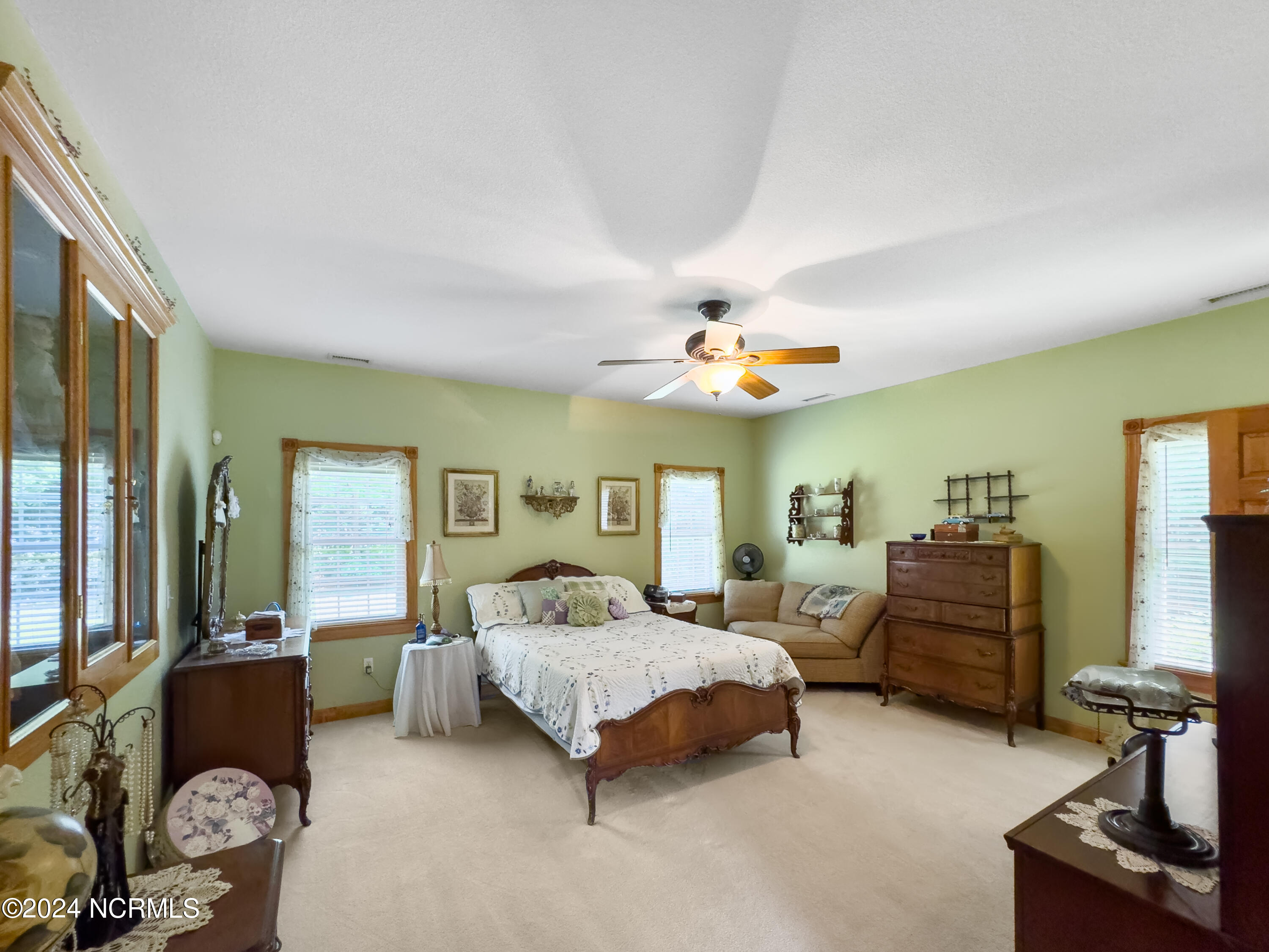 109 Annettes Court