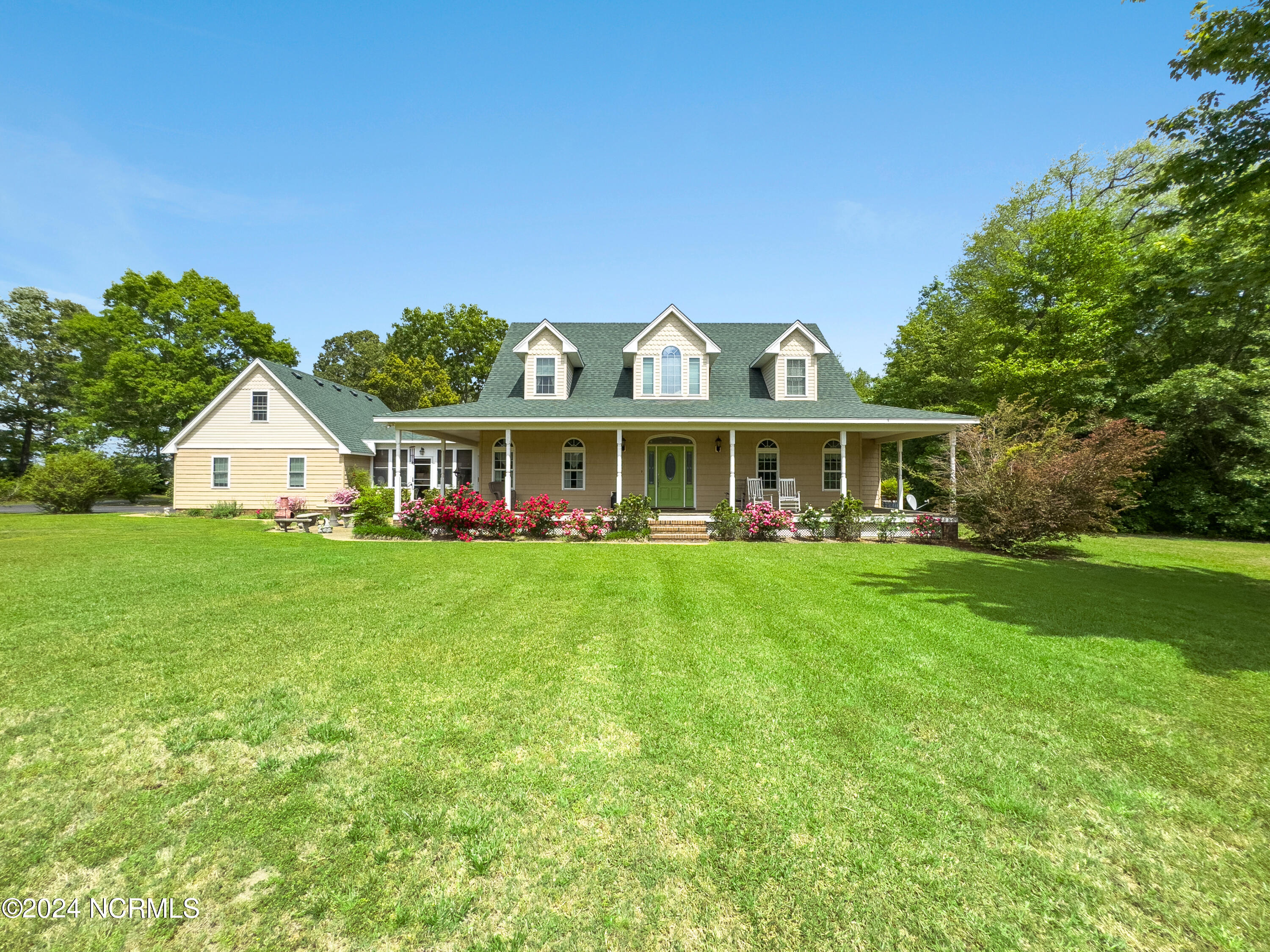 109 Annettes Court