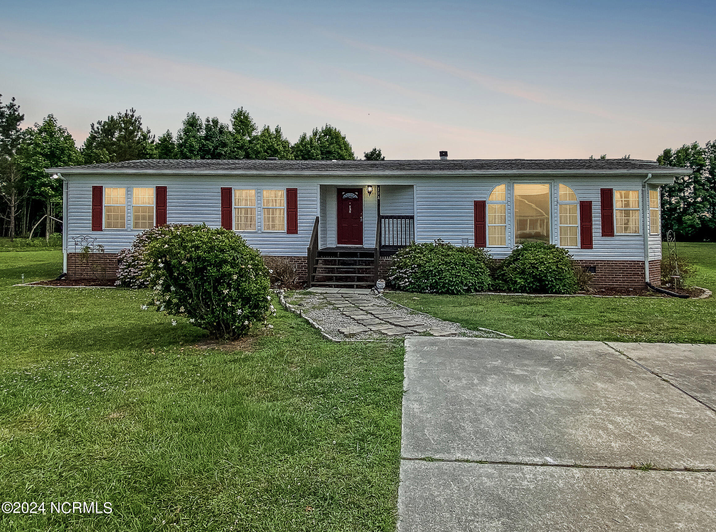 134 S Lou Sawyer Road