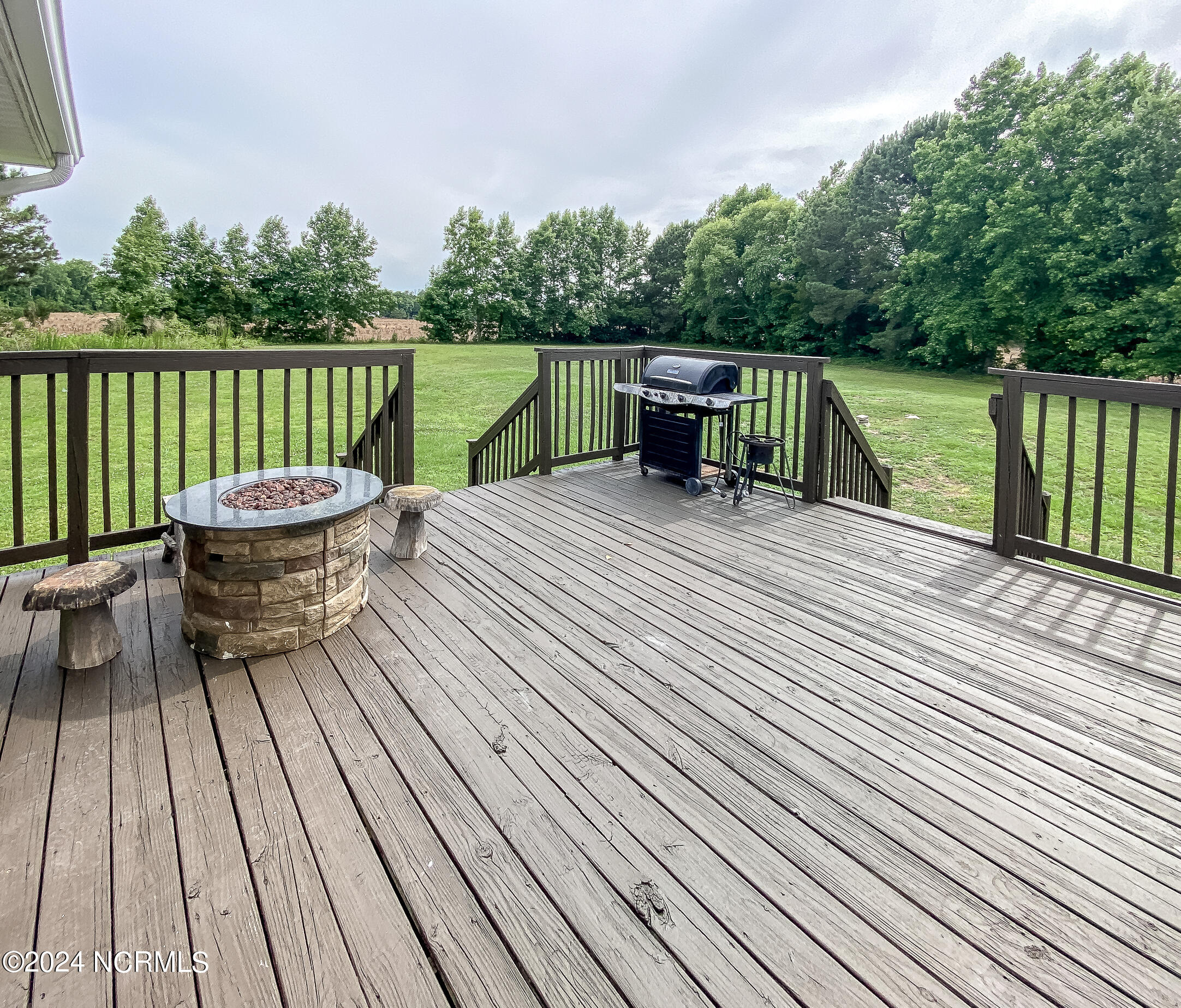 134 S Lou Sawyer Road