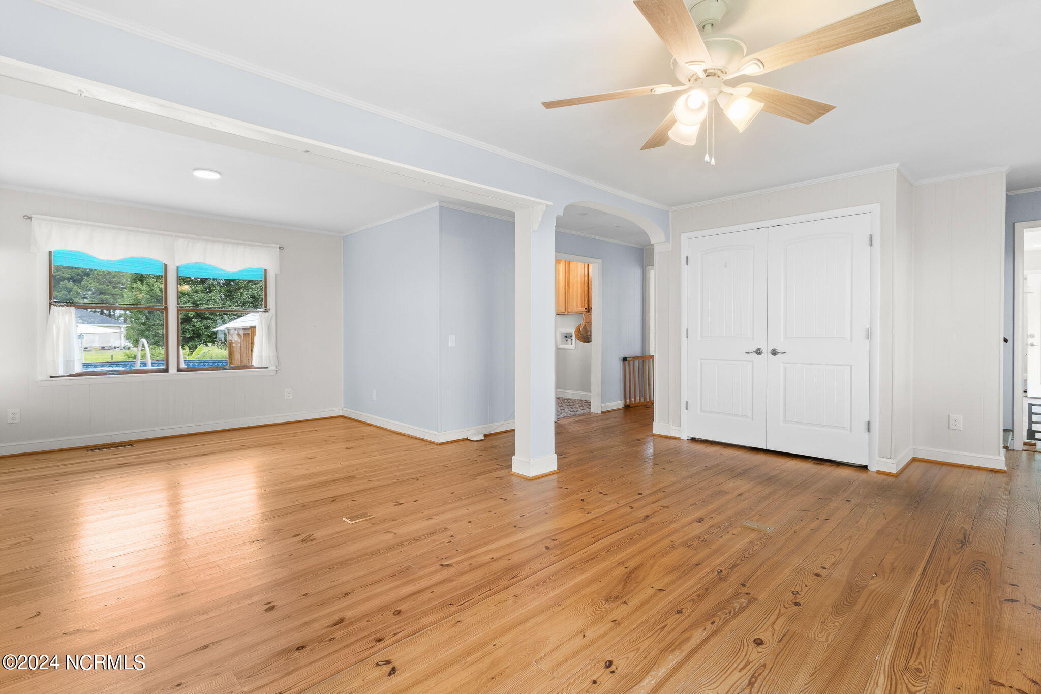 1359 Waterlily Road