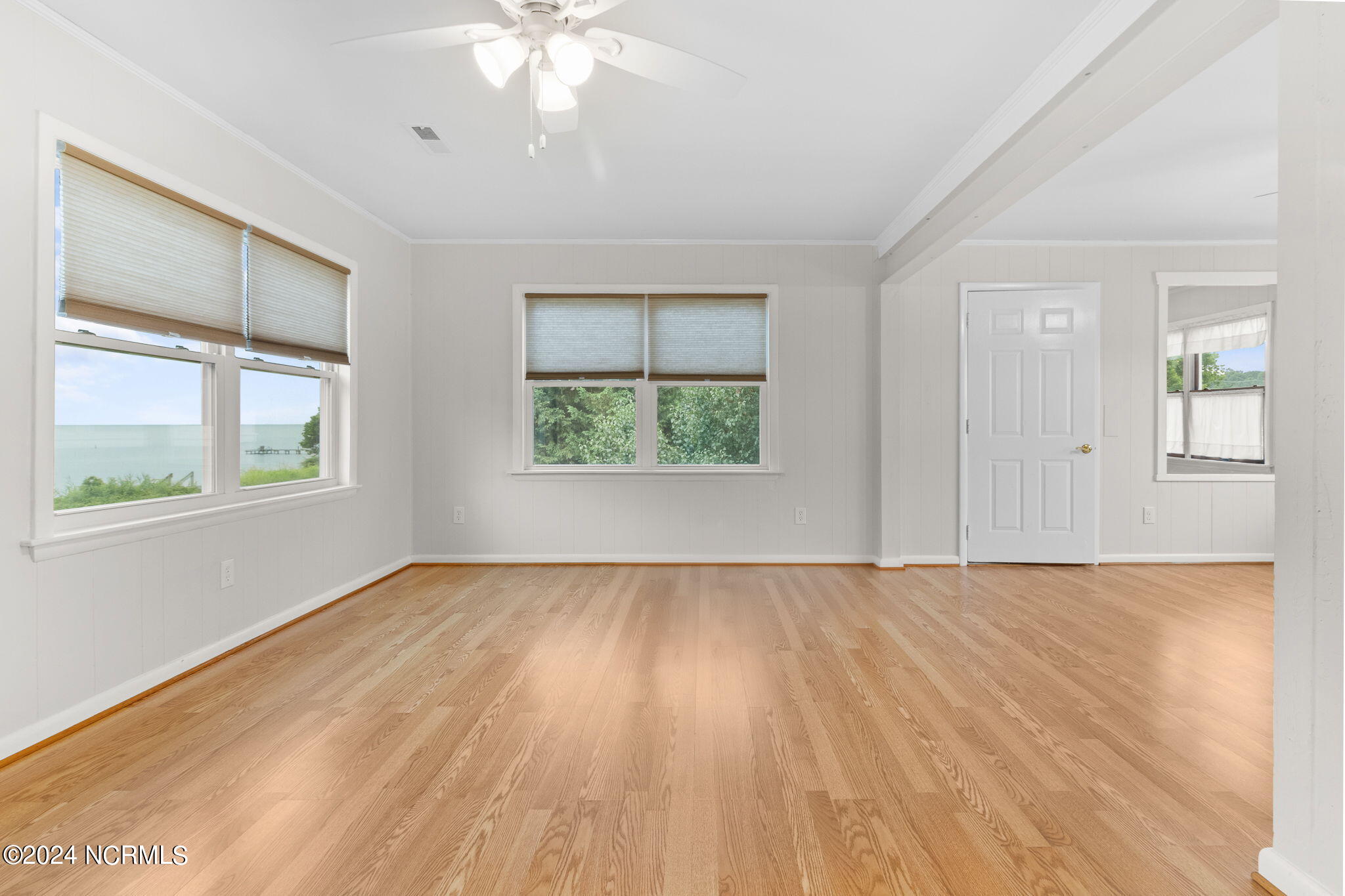 1359 Waterlily Road