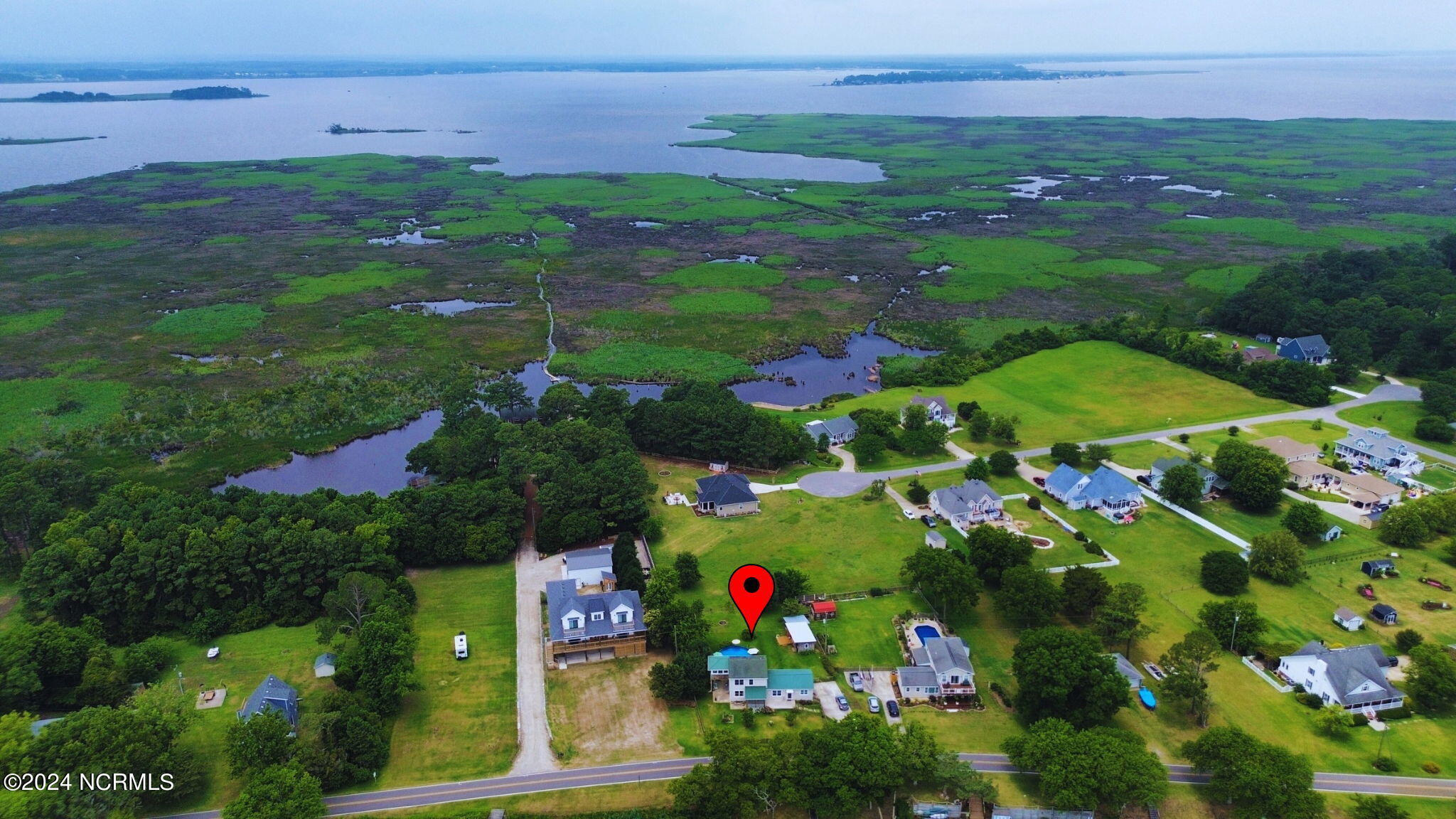 1359 Waterlily Road