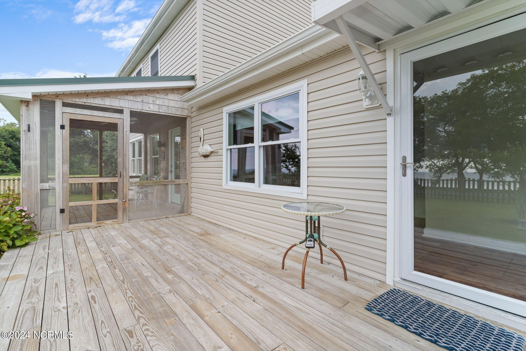 1359 Waterlily Road
