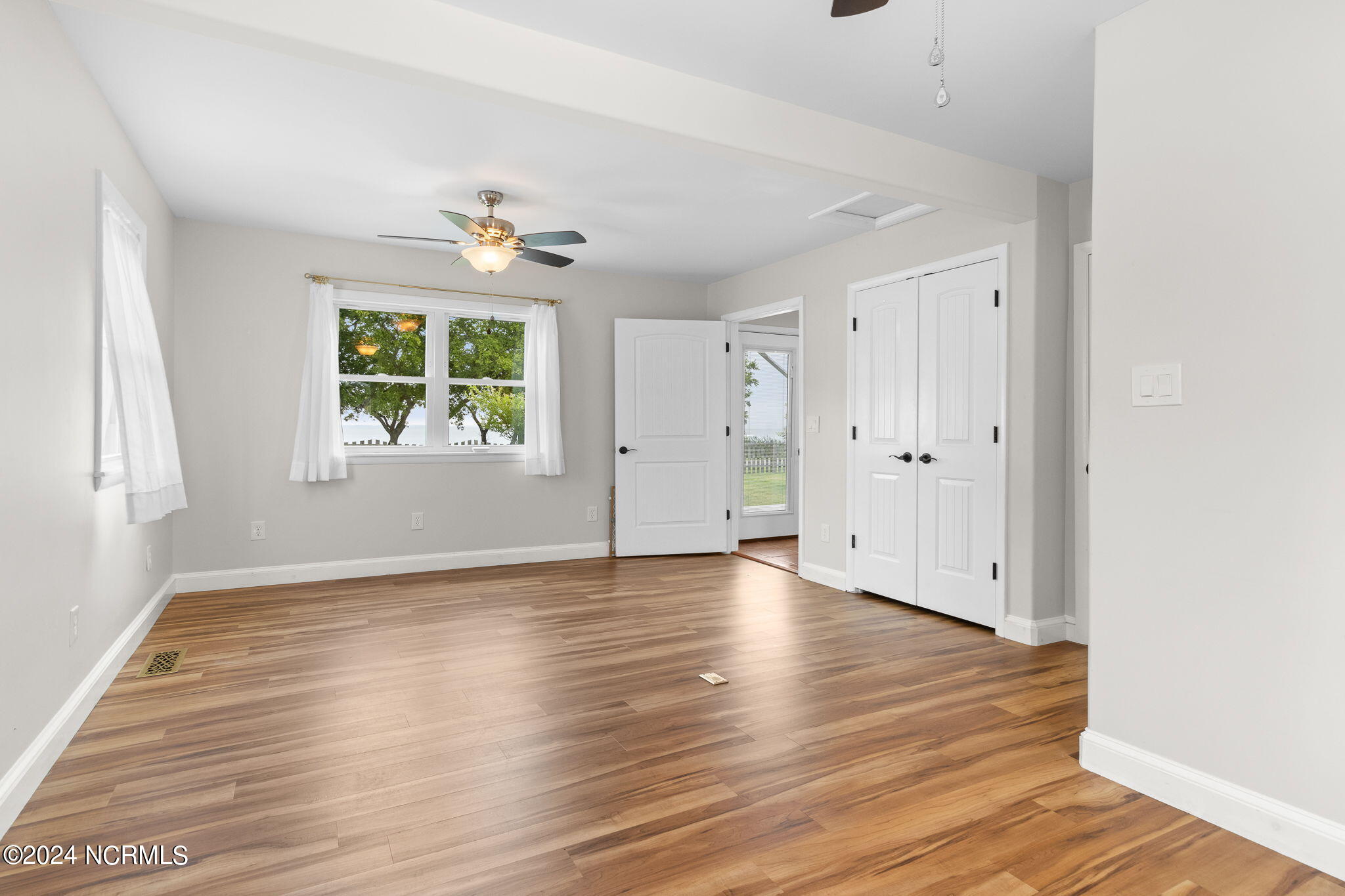 1359 Waterlily Road