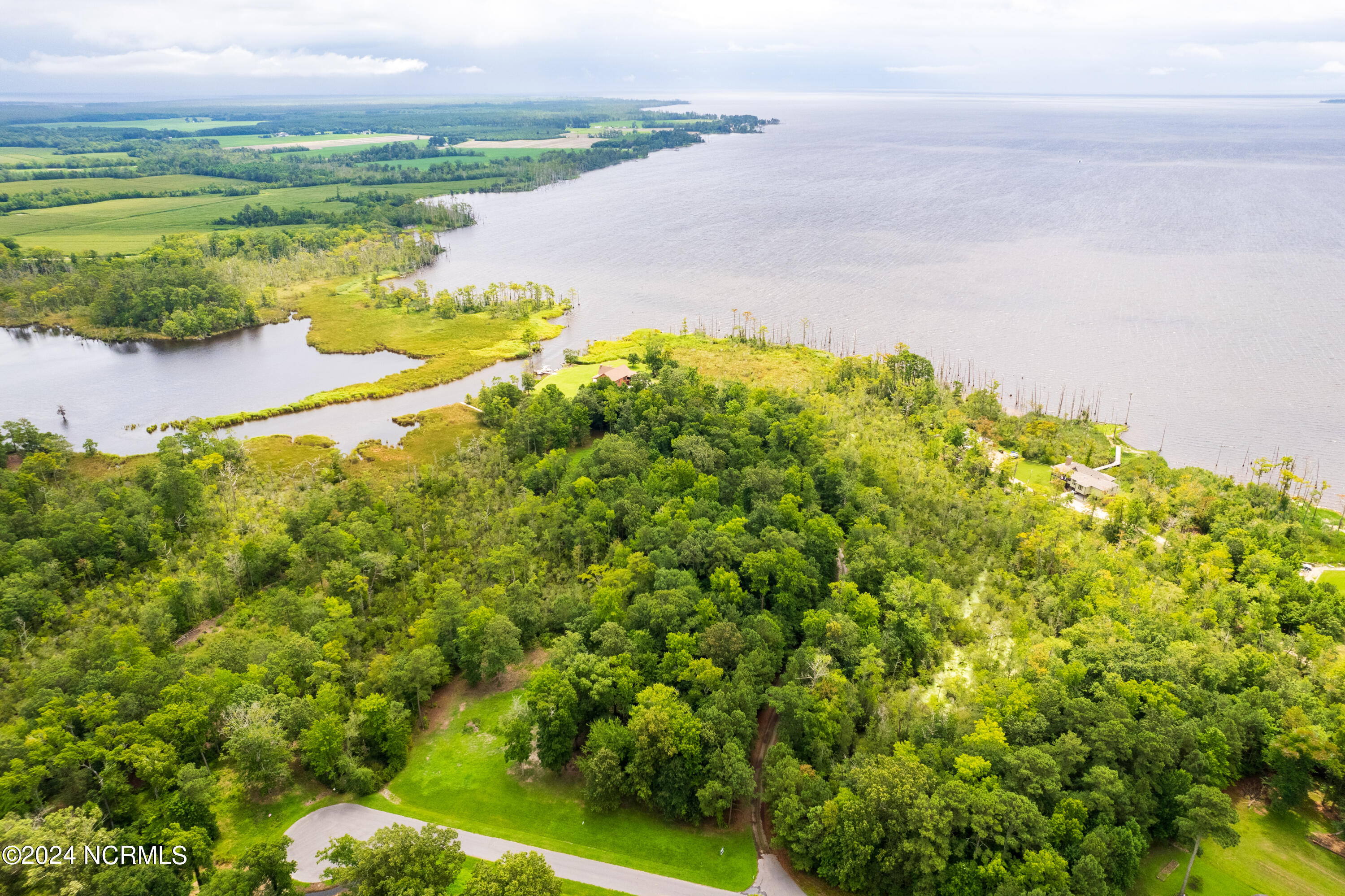 106 2 Bay Roads Lane