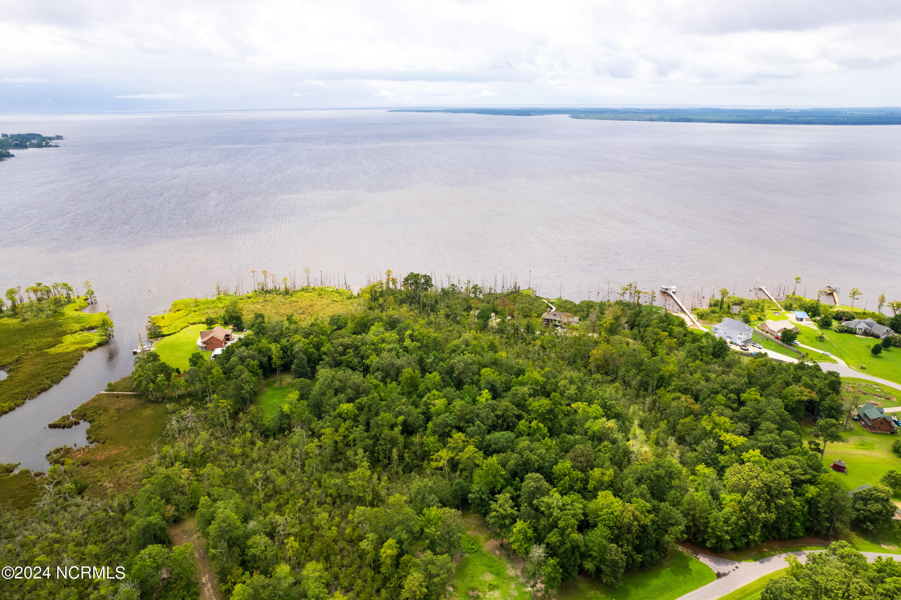 106 2 Bay Roads Lane