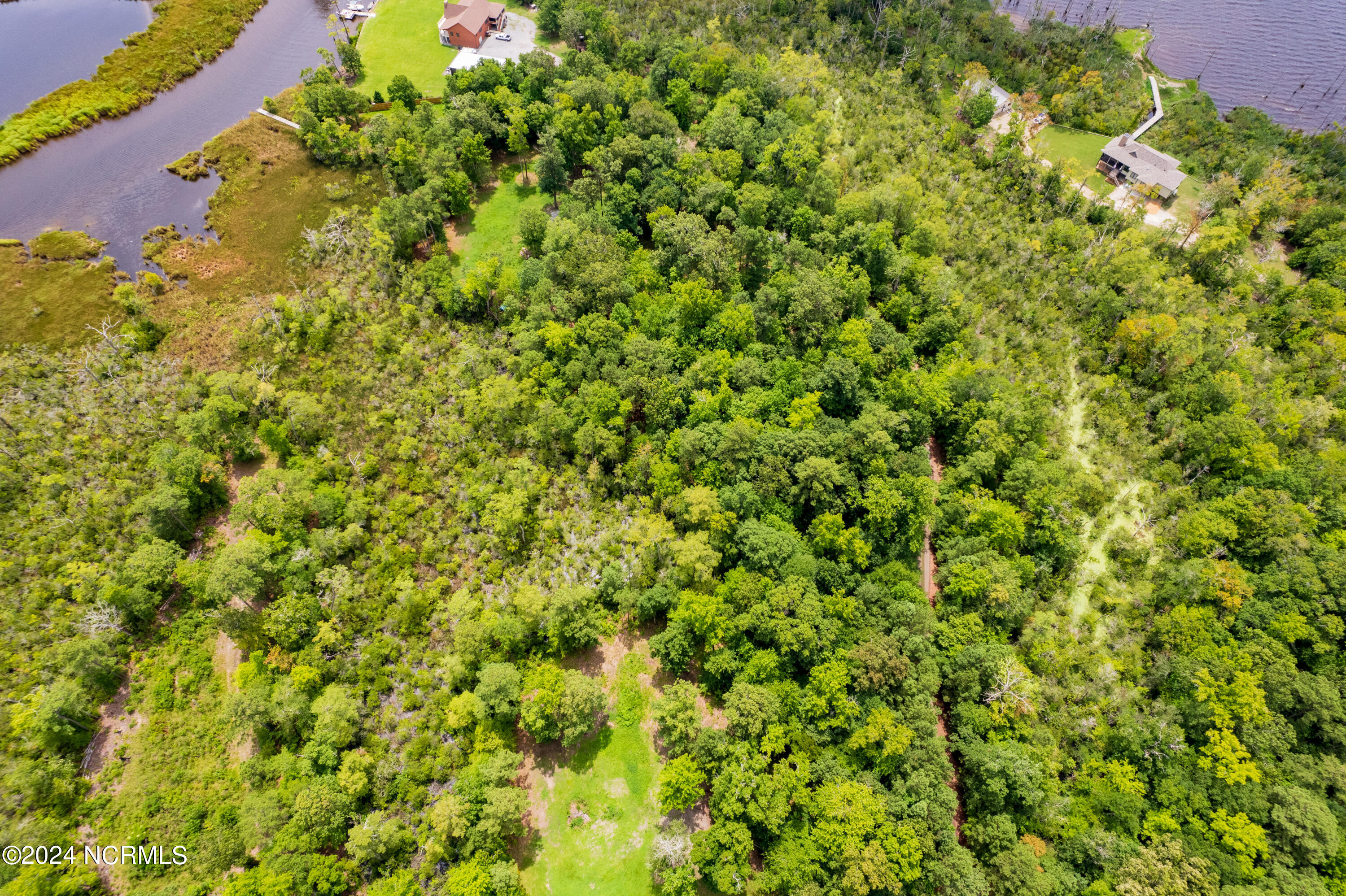 106 2 Bay Roads Lane