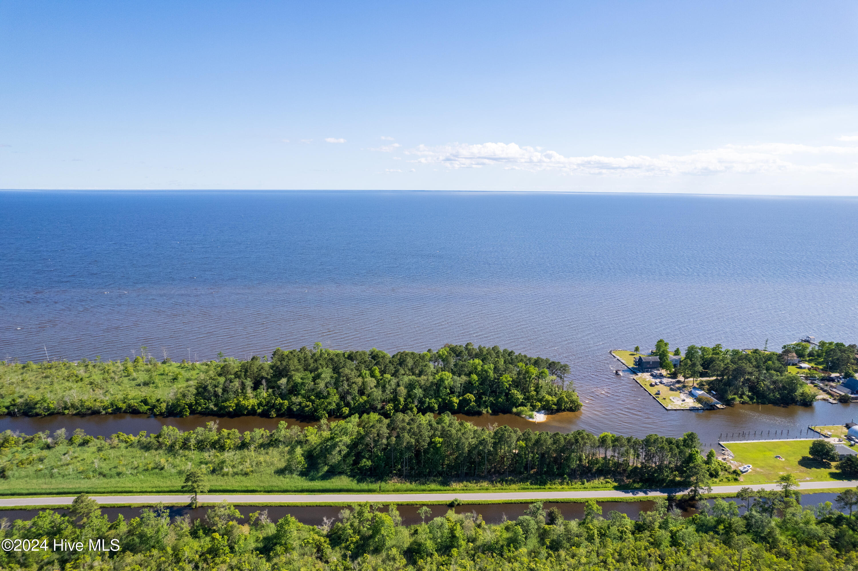 271 Sailboat Road