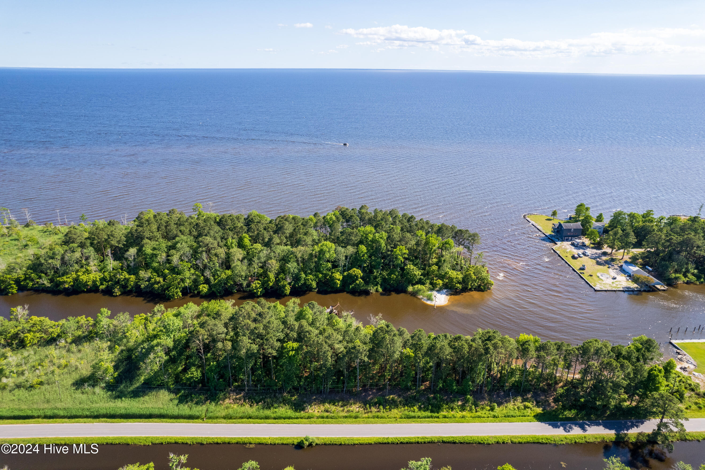 271 Sailboat Road