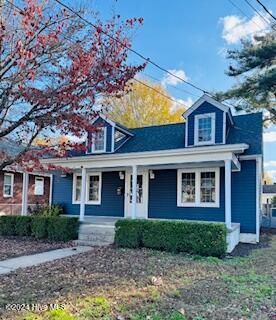 903 Baxter Street