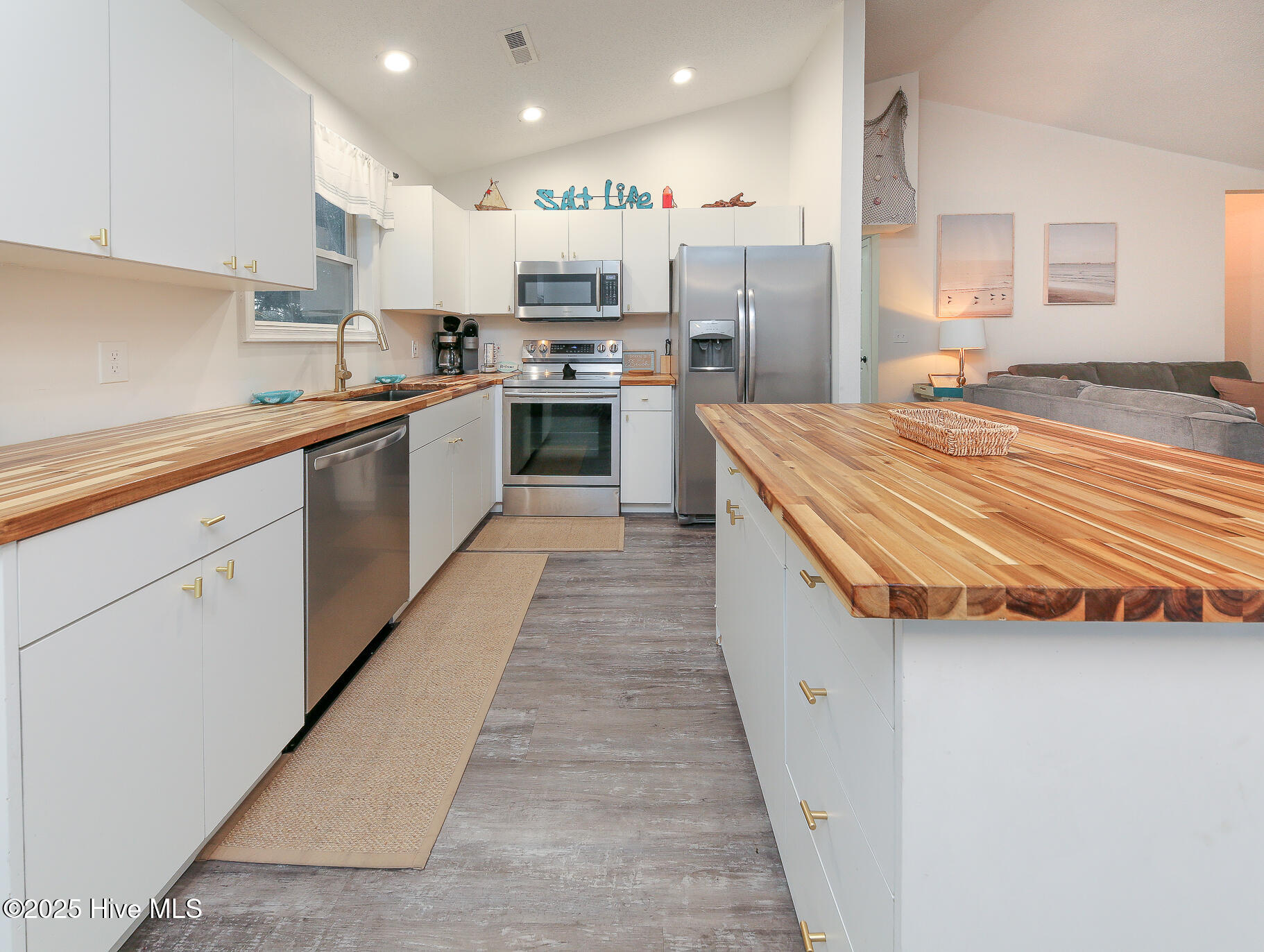 310 Tern Court