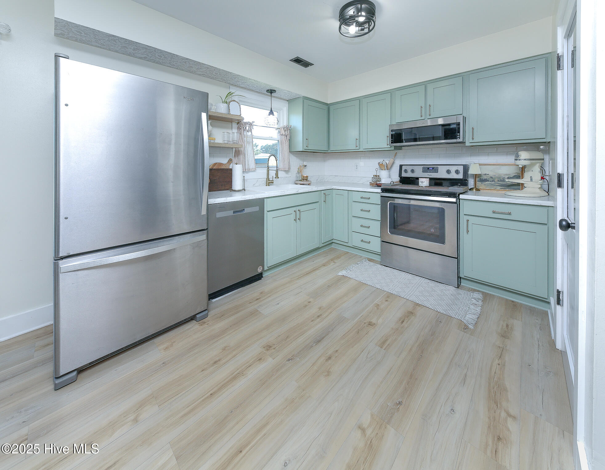 3298 W Main Street Ext