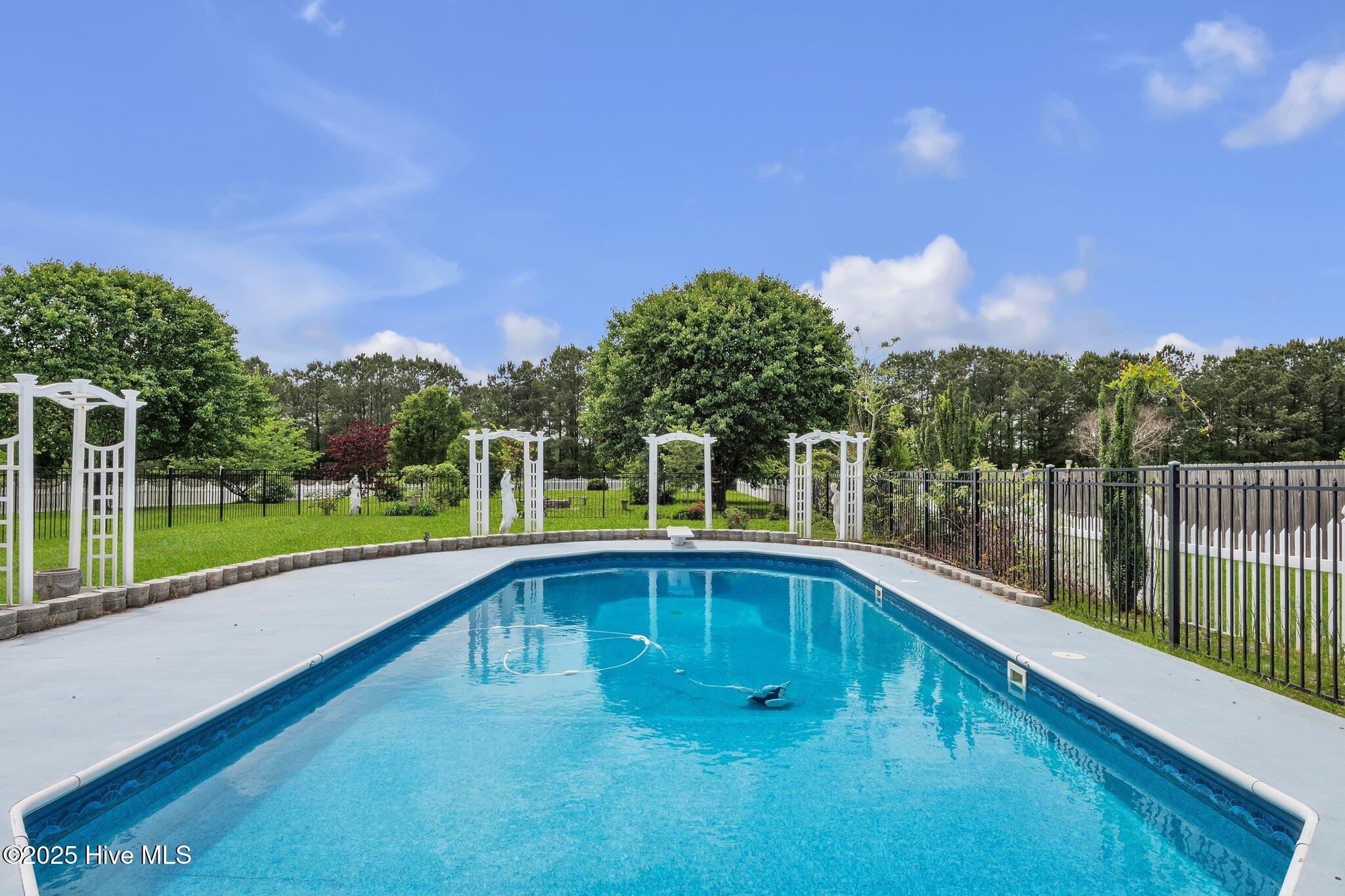 157 Pier Landing Loop