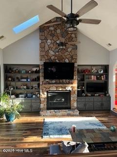 102 W Robin Court