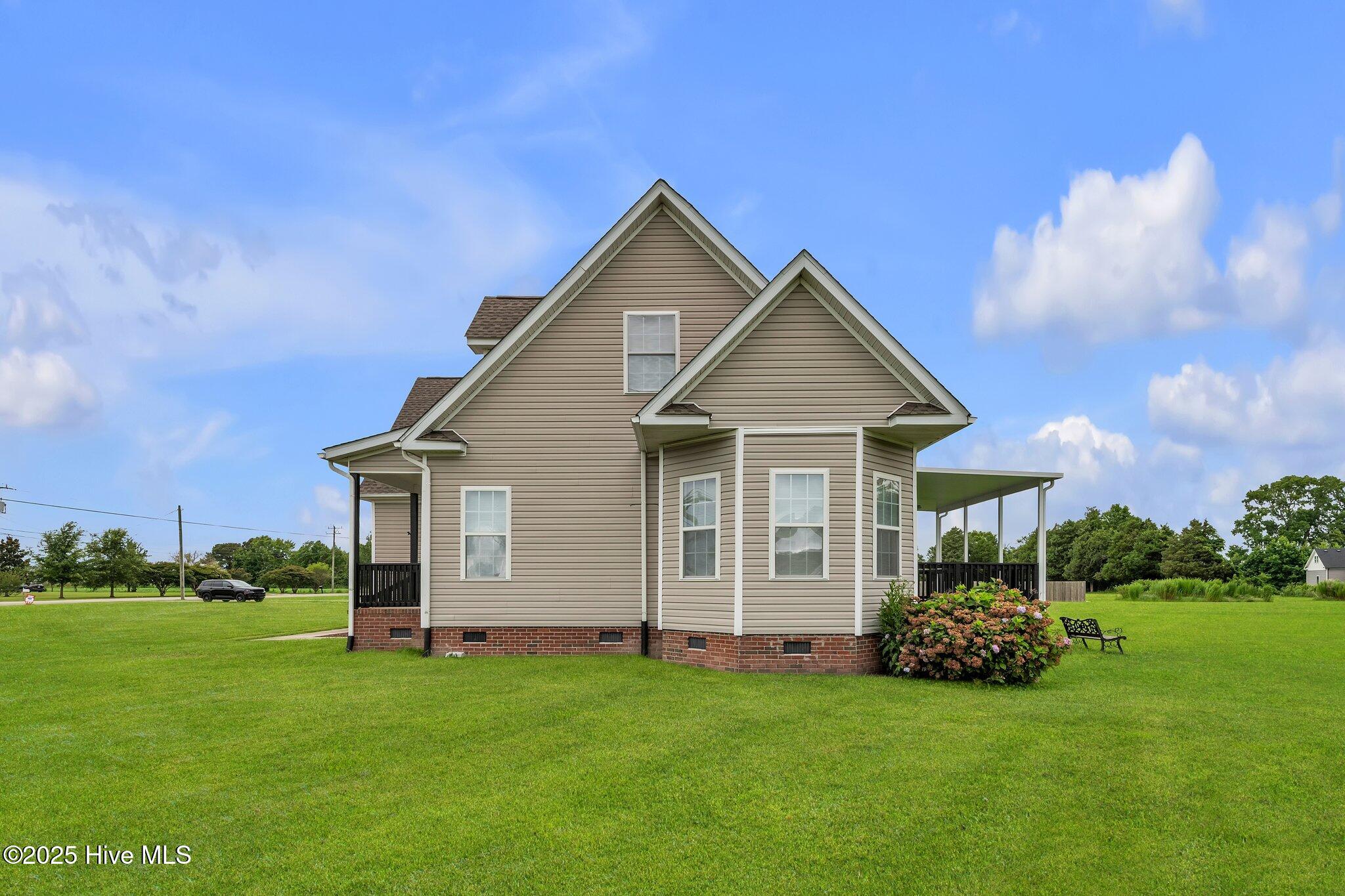 817 Tulls Creek Road