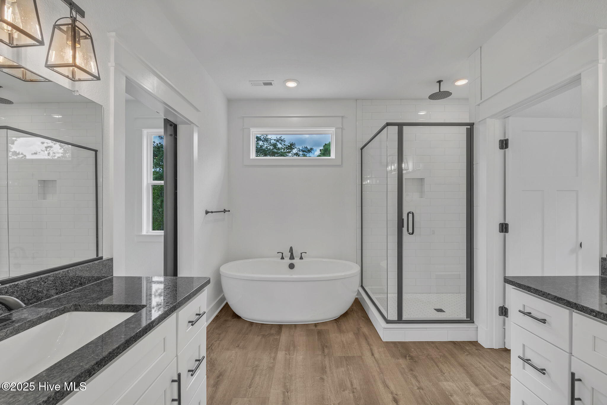 114 Bay Roads Lane