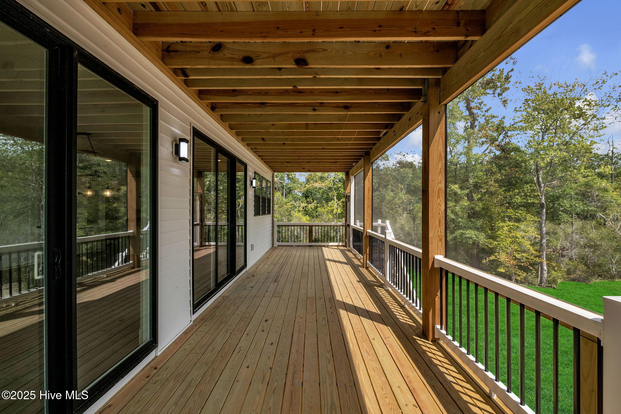 114 Bay Roads Lane