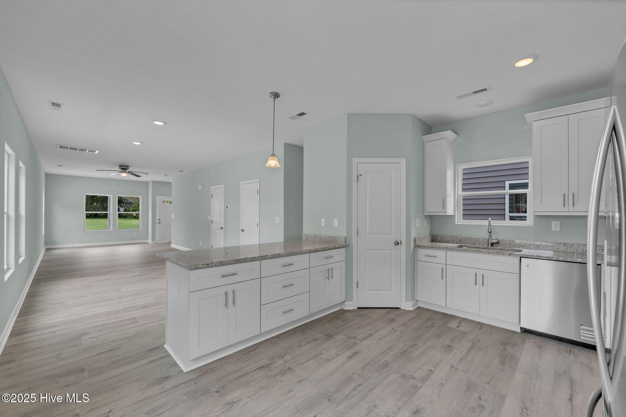 415 Elcinoco Drive B