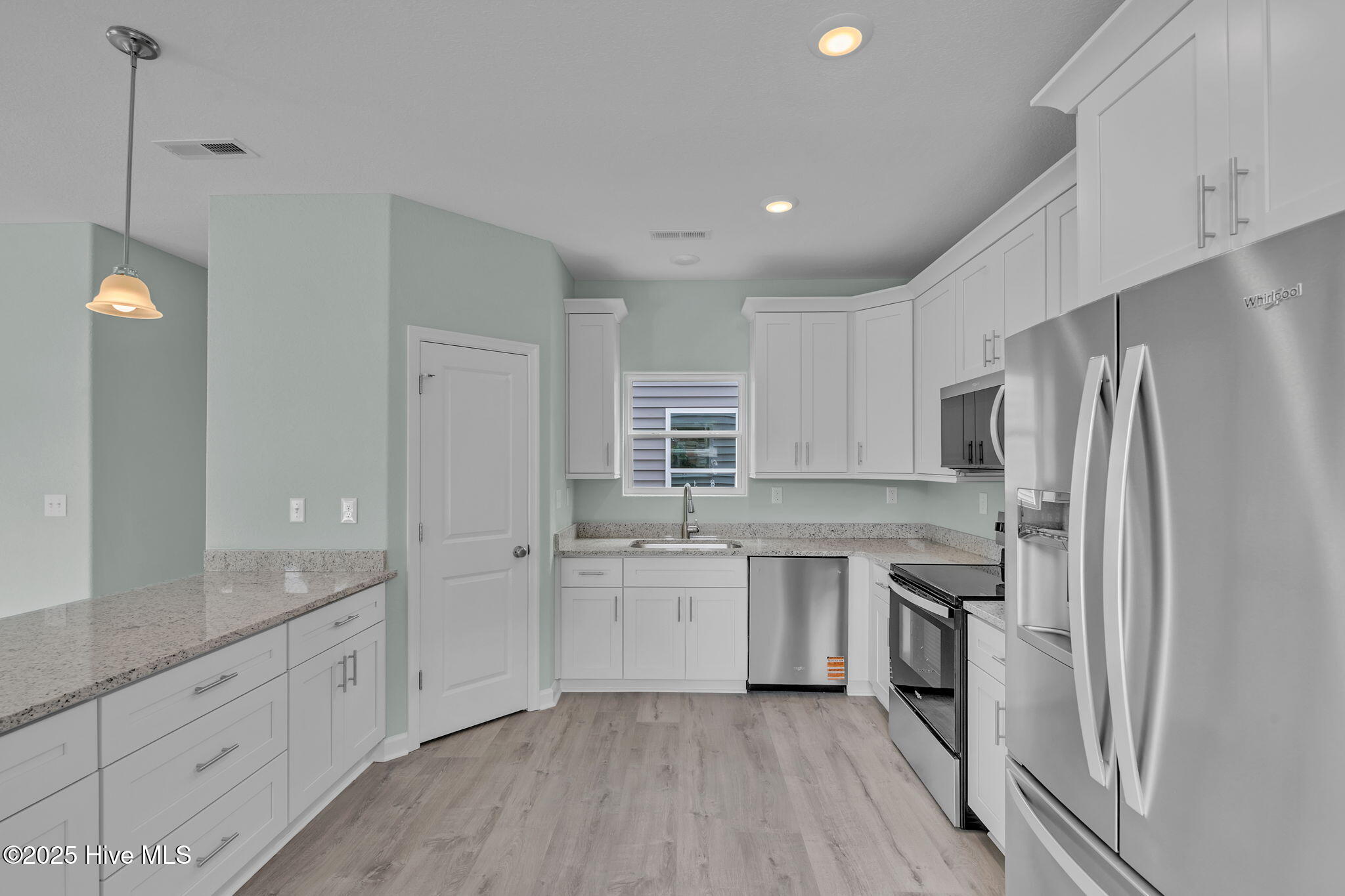 415 Elcinoco Drive B