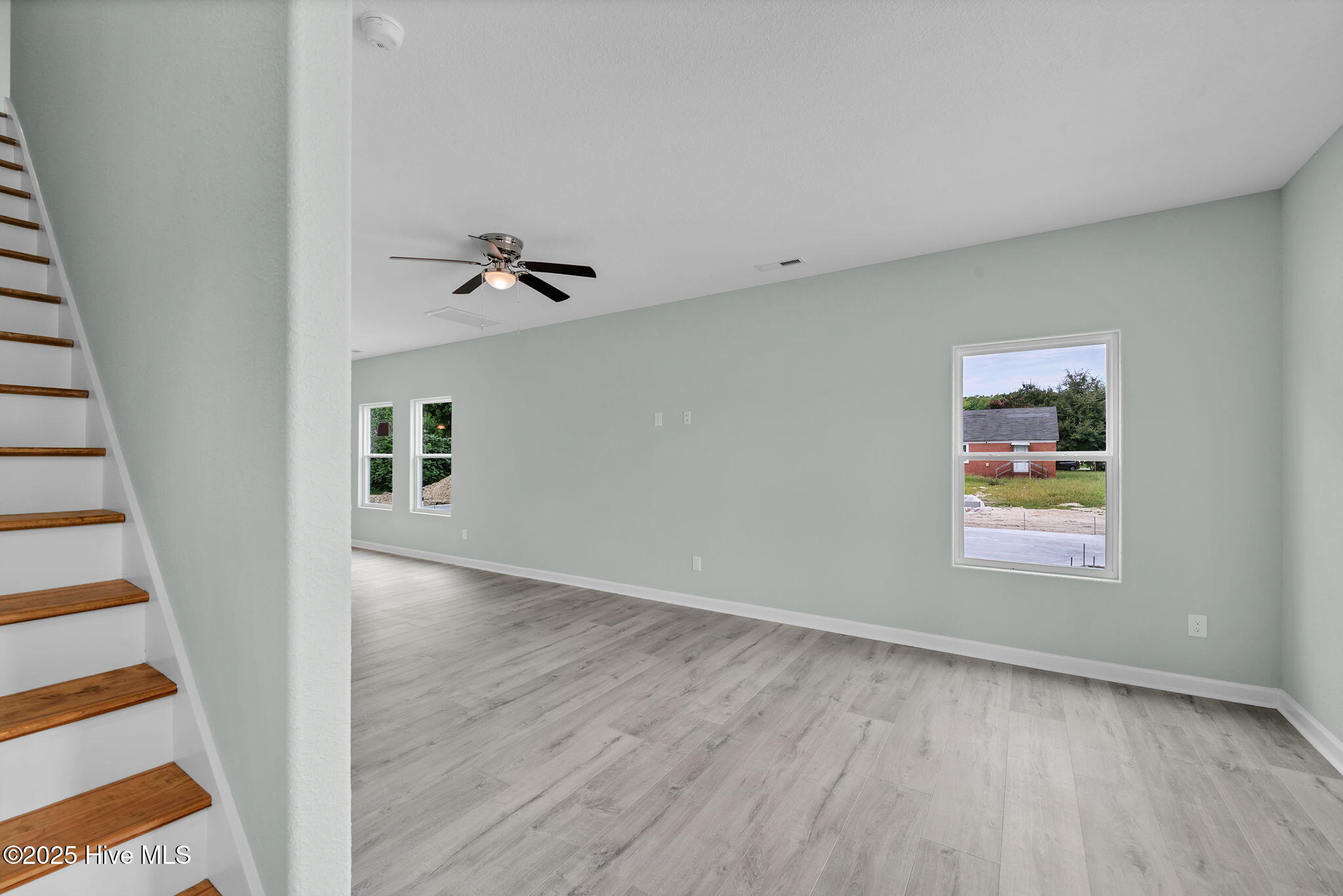 415 Elcinoco Drive B