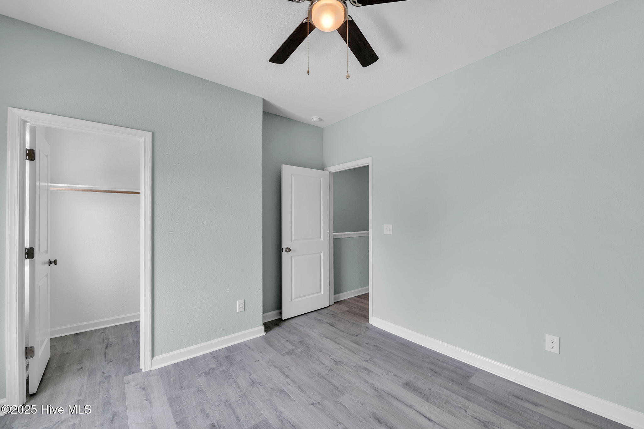 415 Elcinoco Drive B