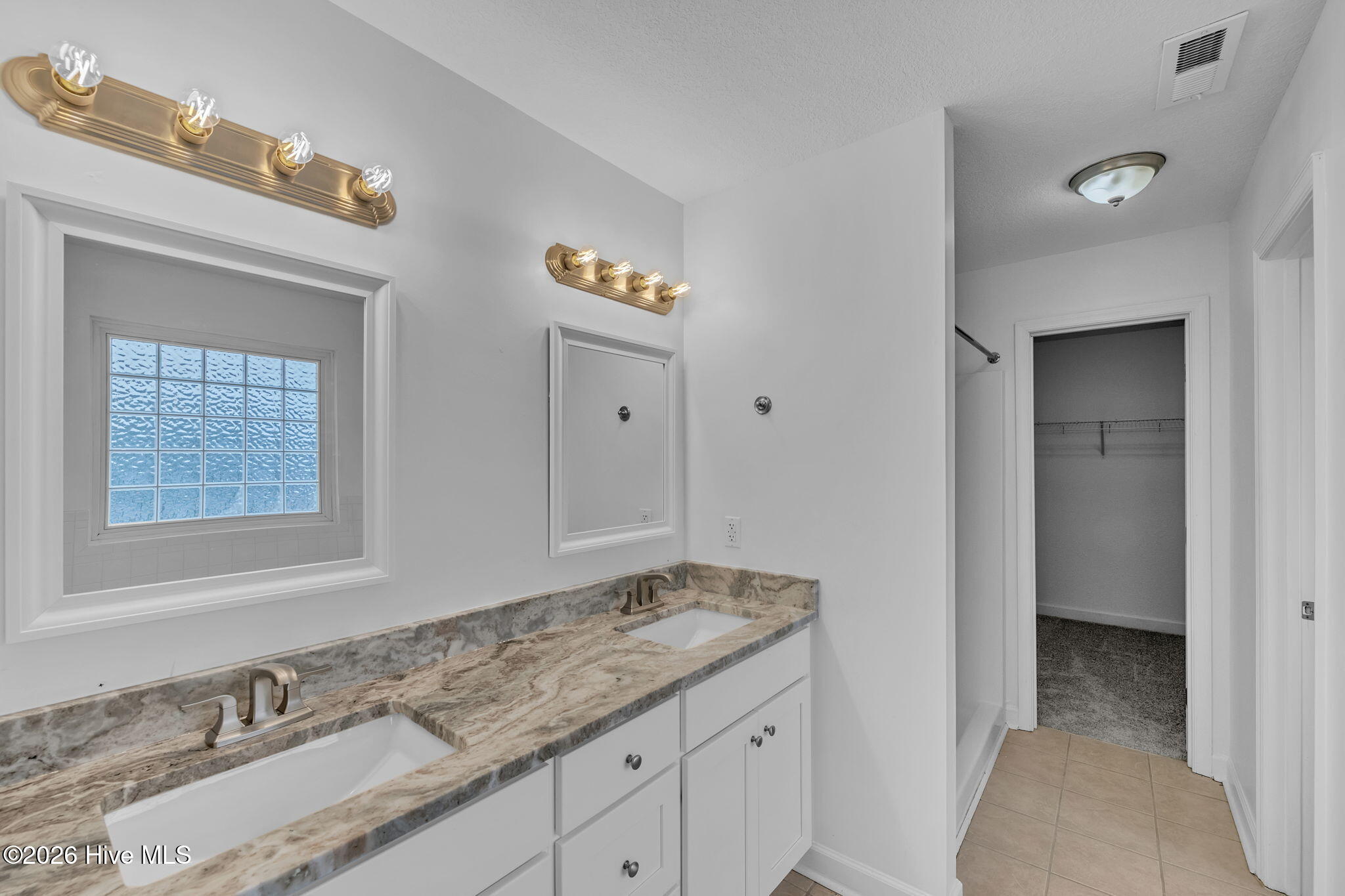 101 Chickadee Street