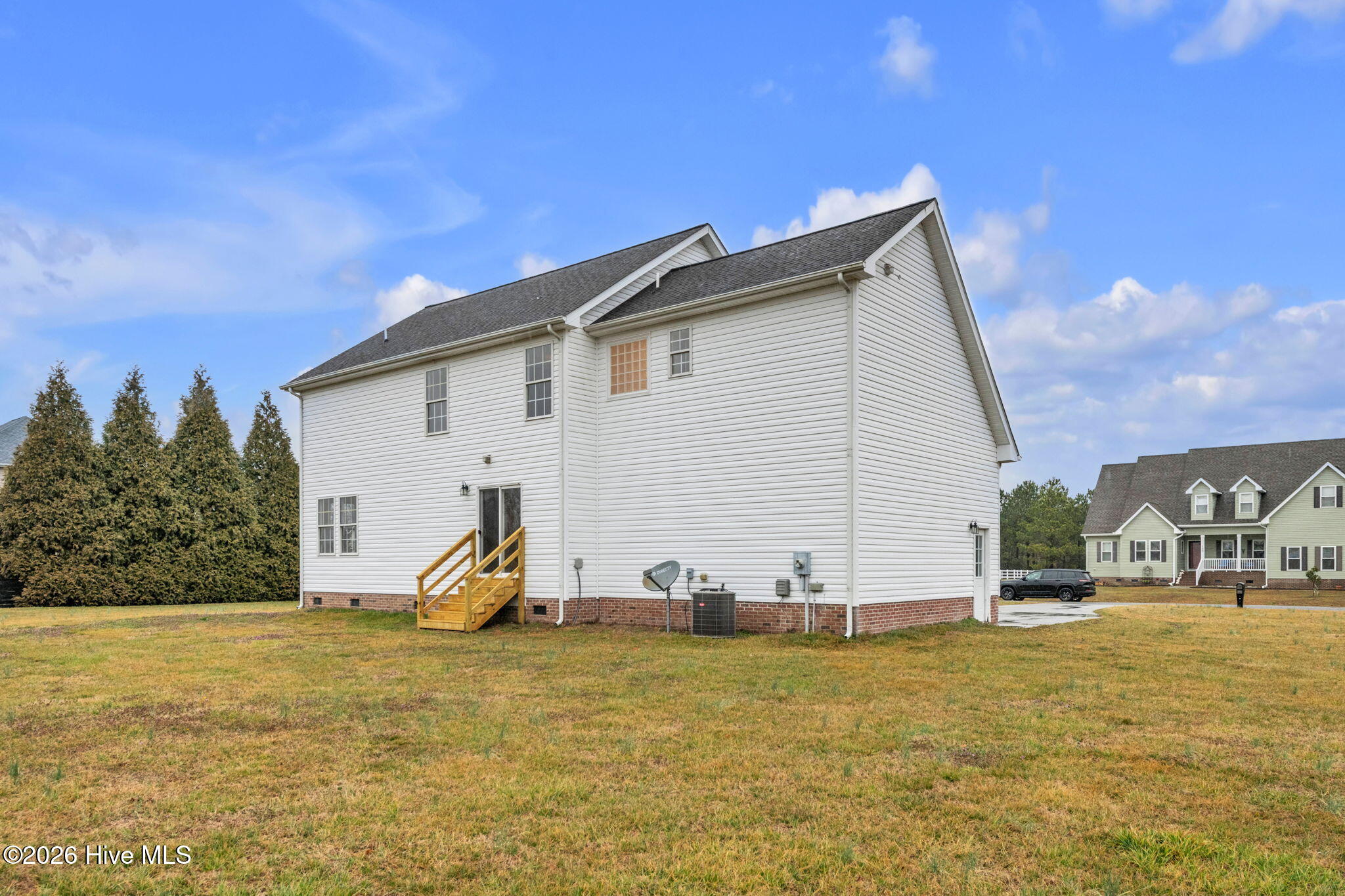 101 Chickadee Street