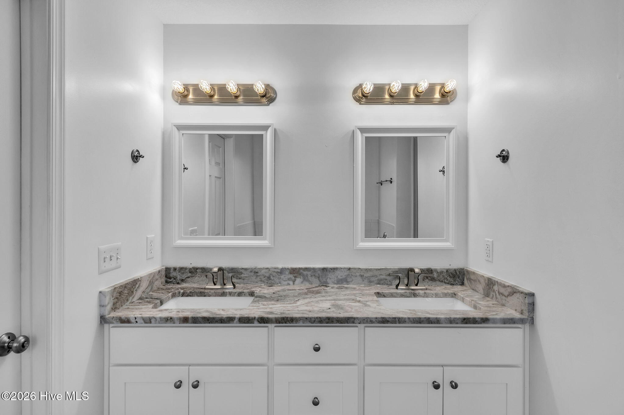 101 Chickadee Street