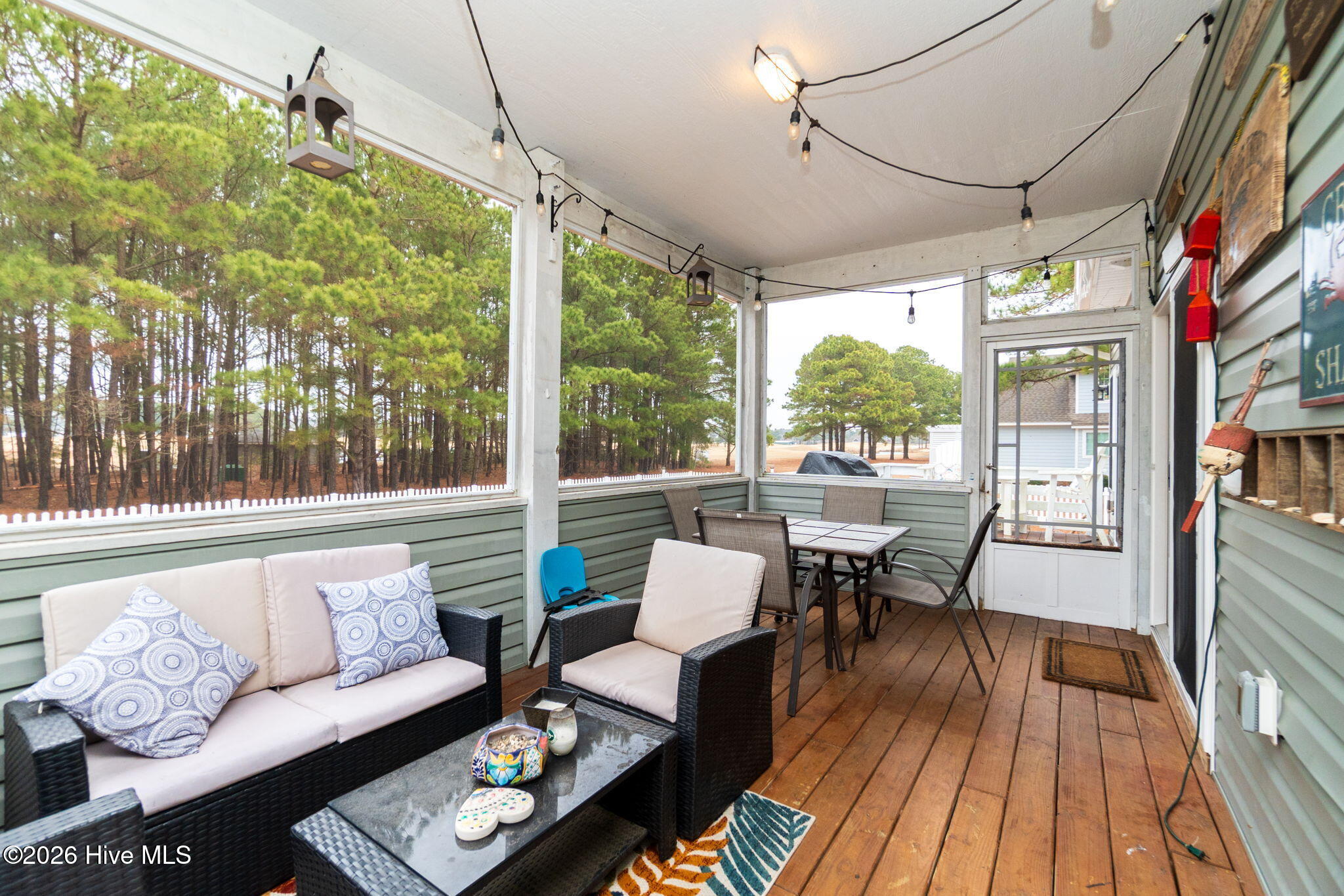 118 Charleston Drive