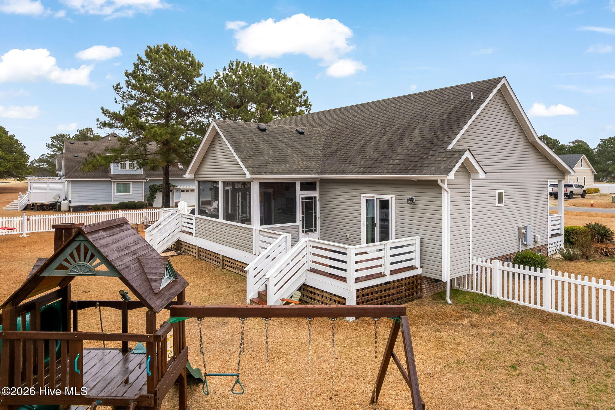 118 Charleston Drive