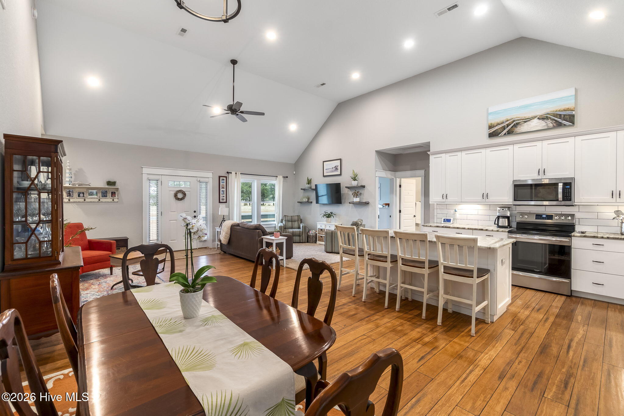 118 Charleston Drive