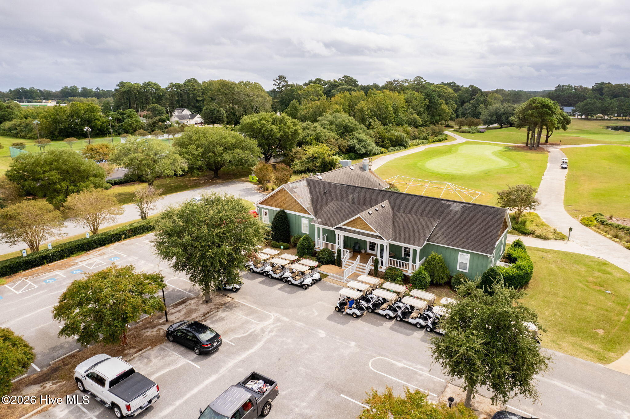 118 Charleston Drive