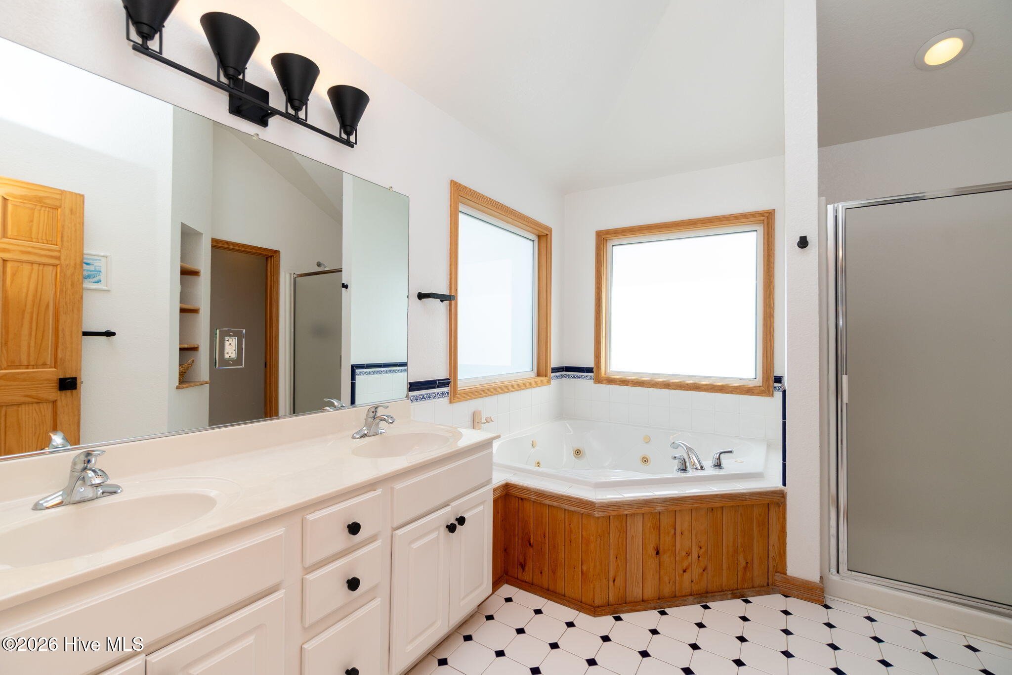 632 Myrtlewood Court