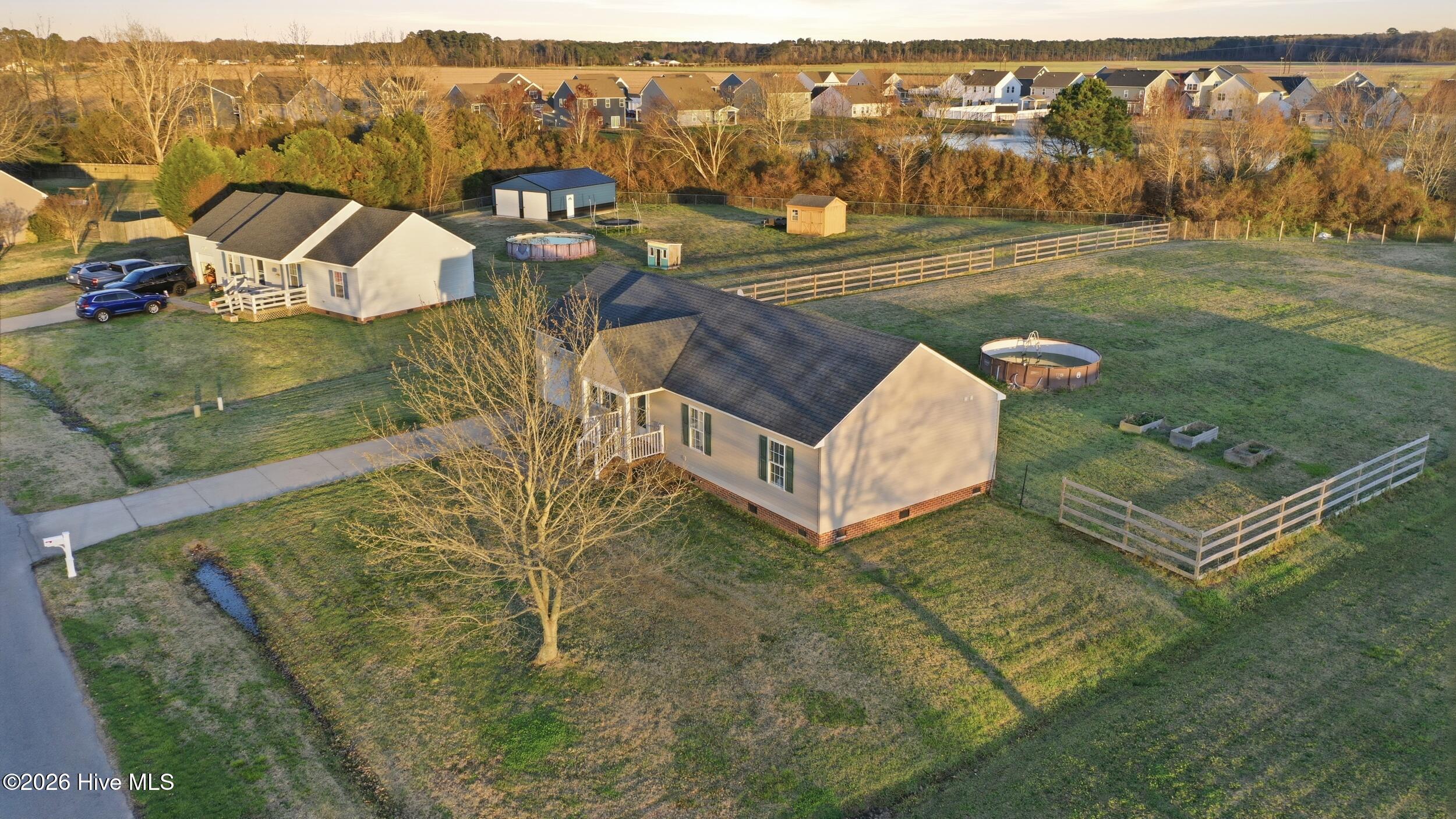 115 Woodland Way